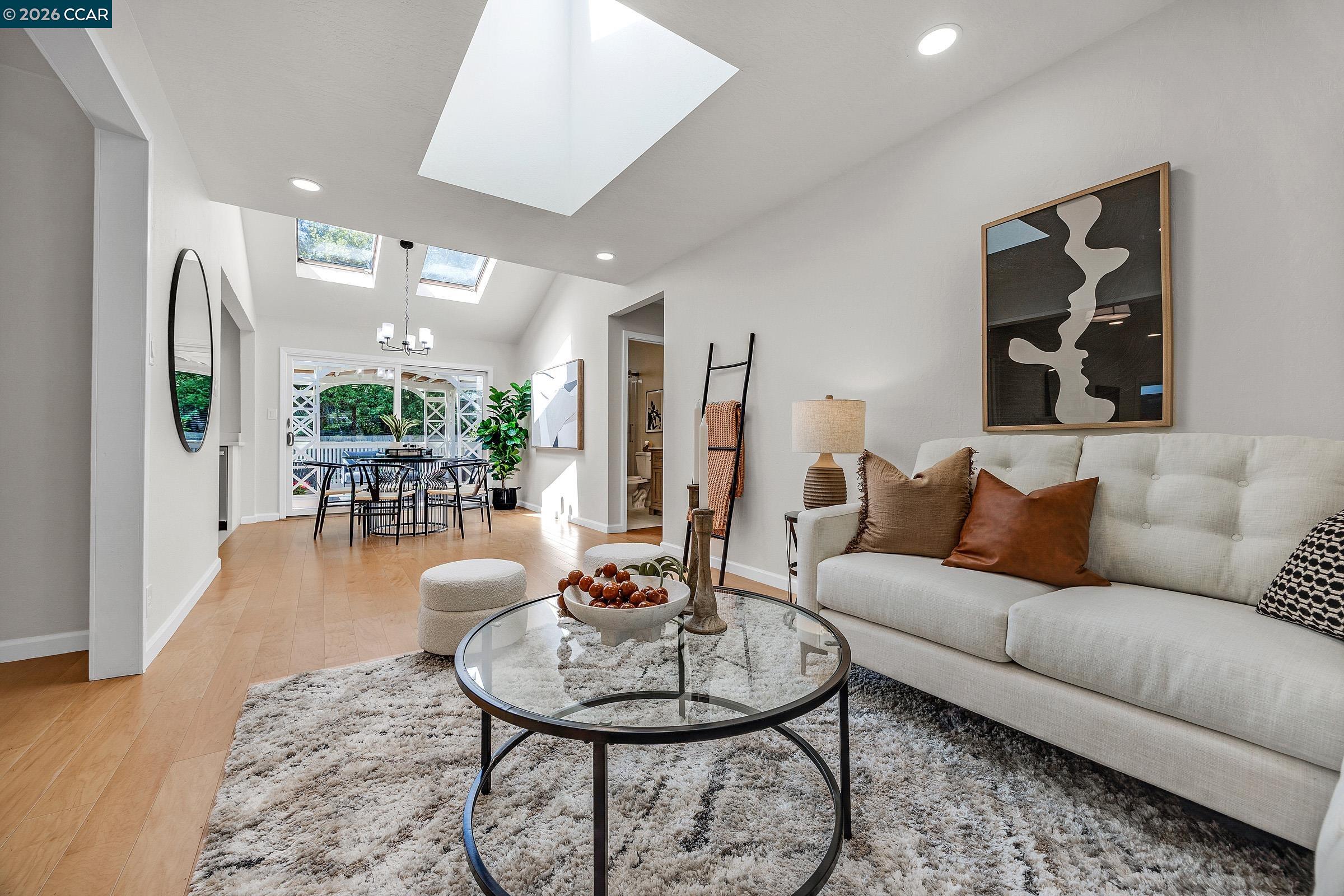 Detail Gallery Image 22 of 32 For 165 Vista Del Diablo, Danville,  CA 94526 - 4 Beds | 2 Baths