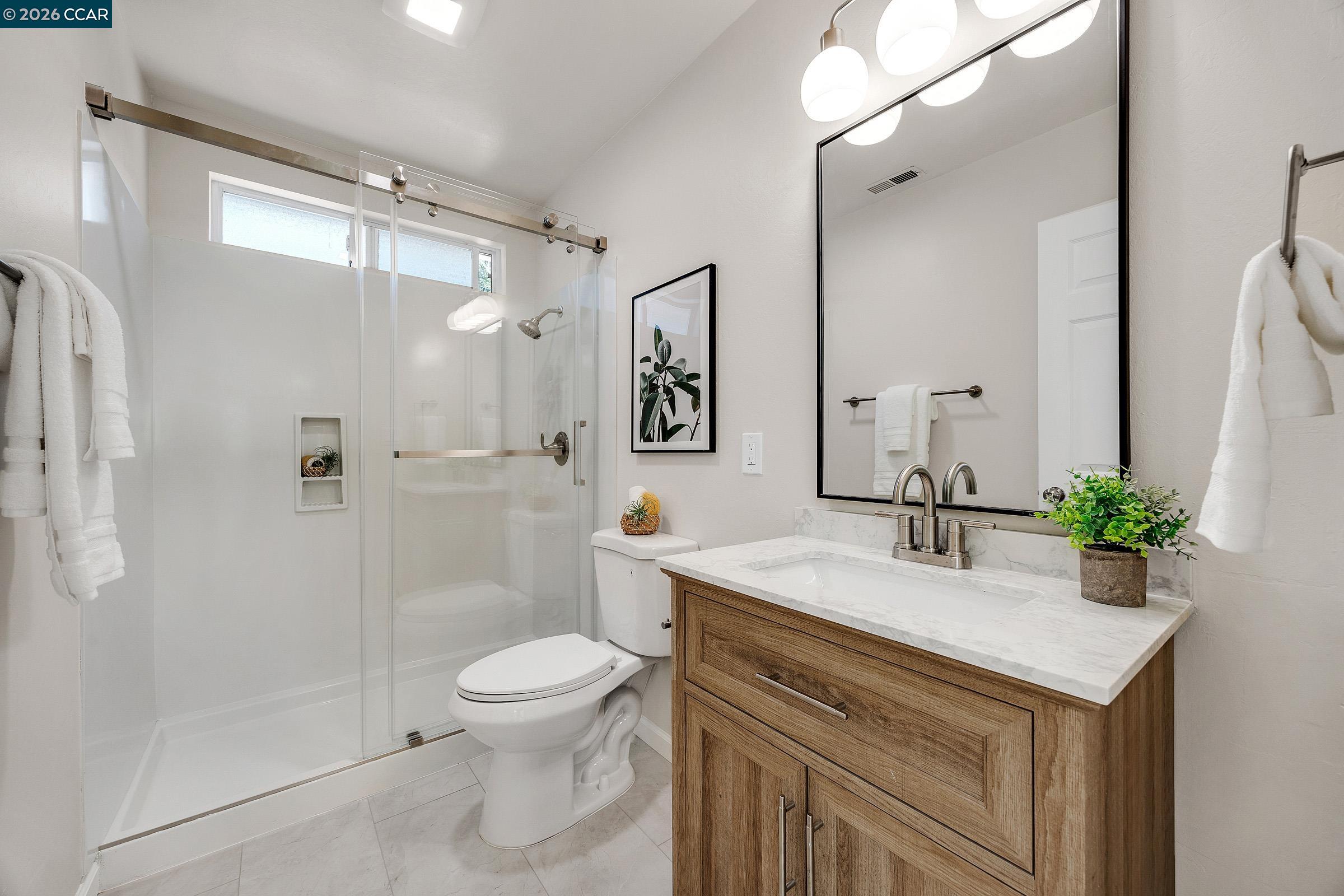 Detail Gallery Image 10 of 32 For 165 Vista Del Diablo, Danville,  CA 94526 - 4 Beds | 2 Baths