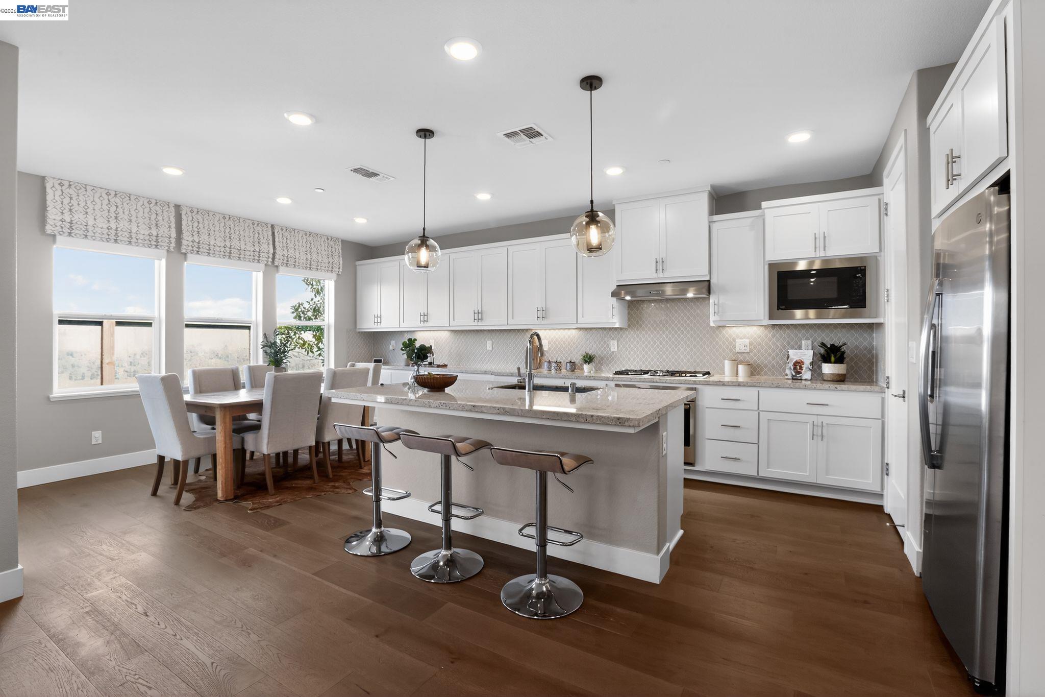 Detail Gallery Image 12 of 48 For 878 via Palermo, San Ramon,  CA 94583 - 4 Beds | 3 Baths