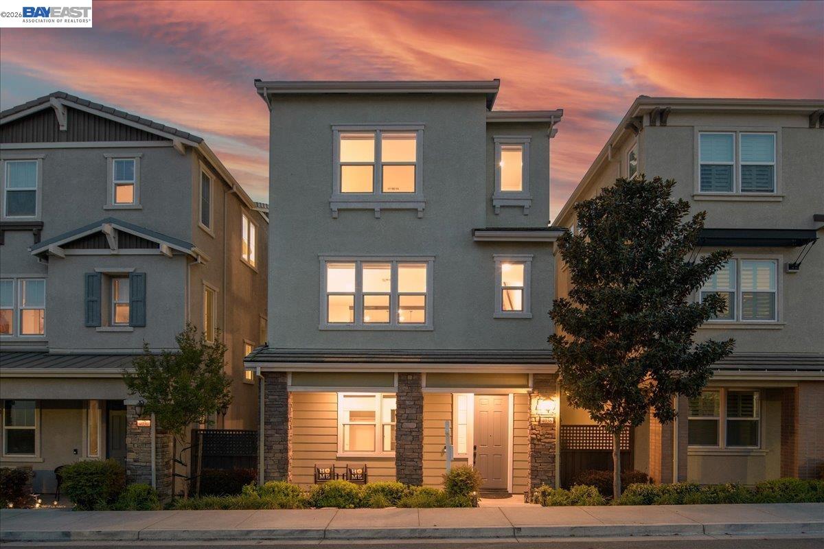 Detail Gallery Image 1 of 54 For 4036 Bothrin St, Dublin,  CA 94568 - 4 Beds | 4 Baths