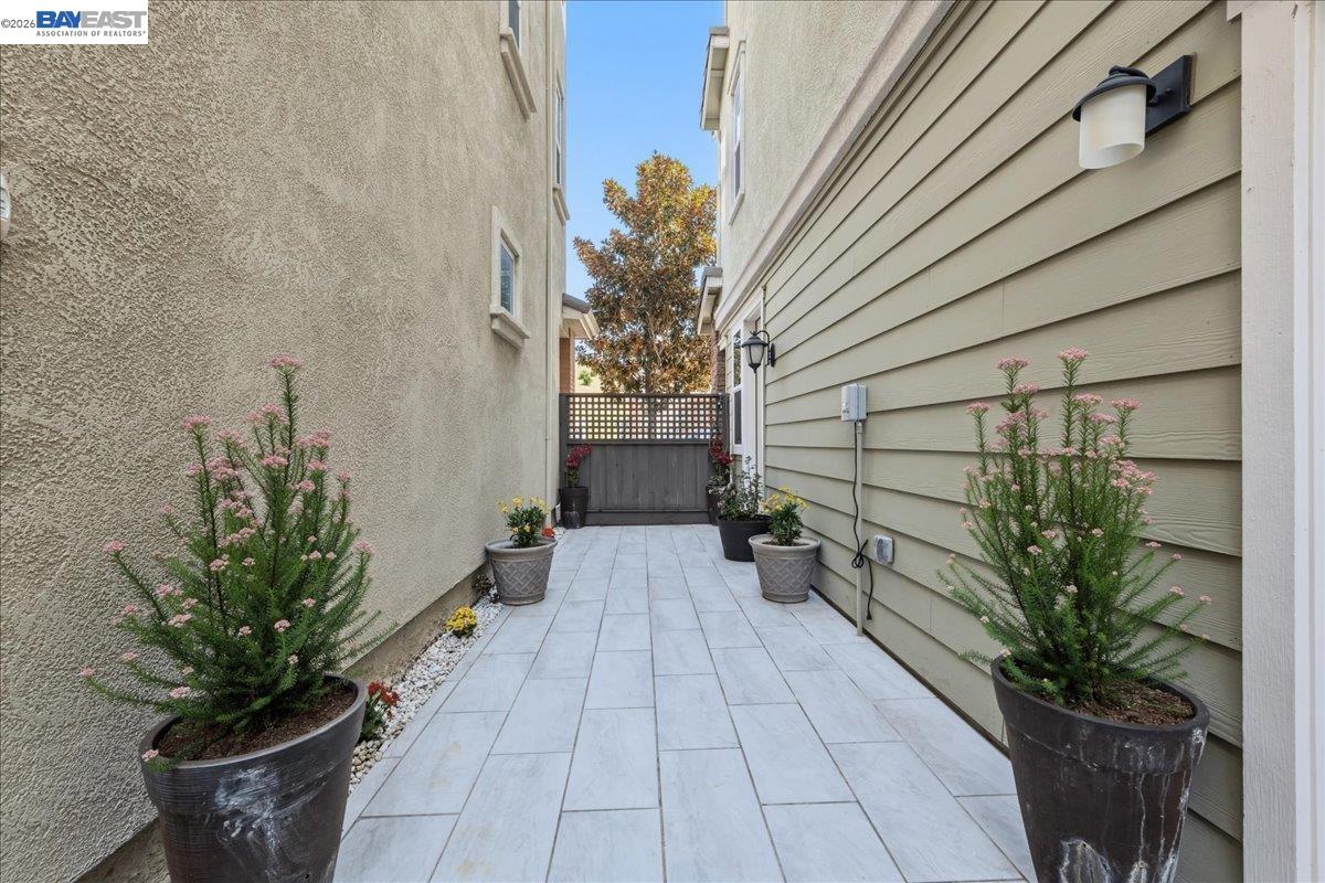 Detail Gallery Image 13 of 54 For 4036 Bothrin St, Dublin,  CA 94568 - 4 Beds | 4 Baths