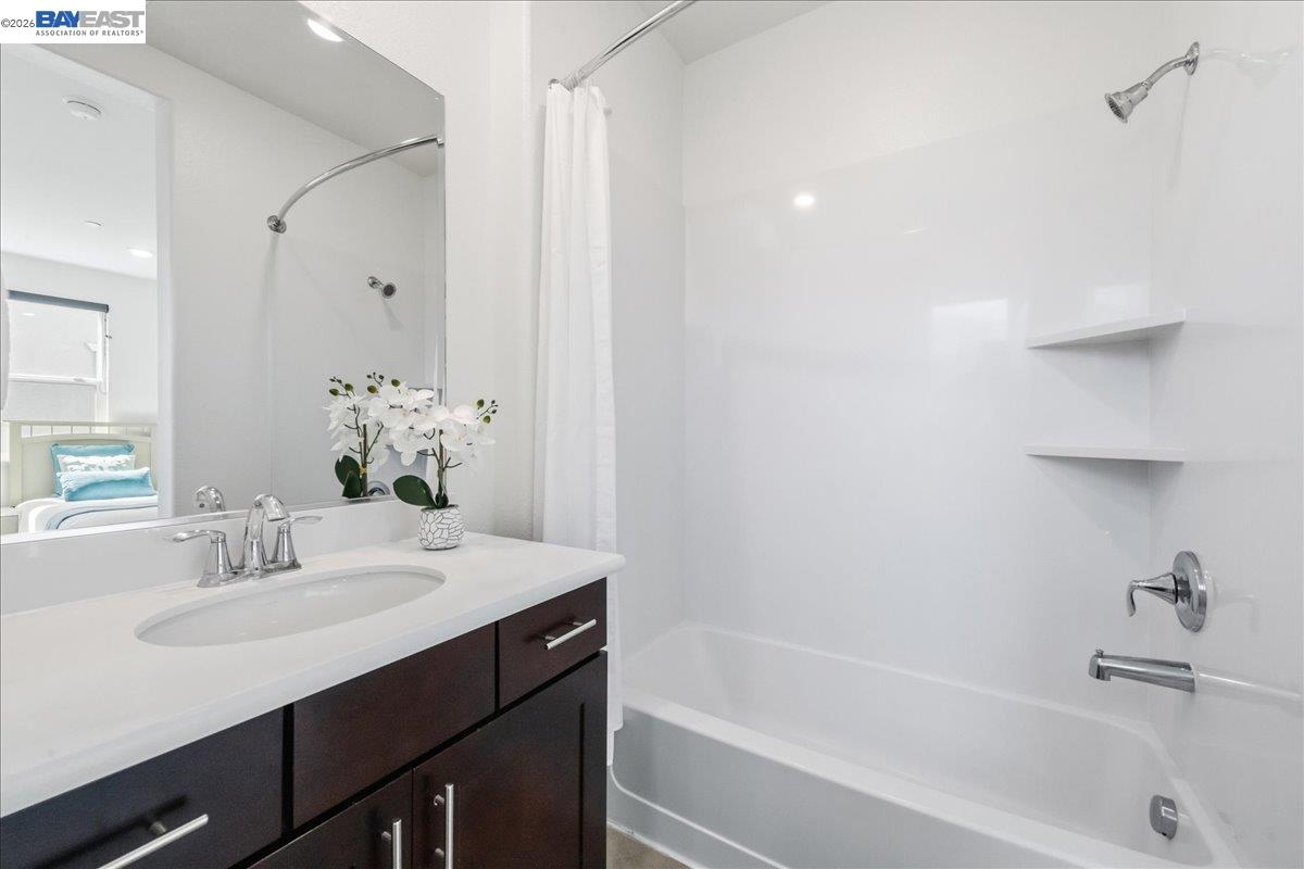 Detail Gallery Image 39 of 54 For 4036 Bothrin St, Dublin,  CA 94568 - 4 Beds | 4 Baths