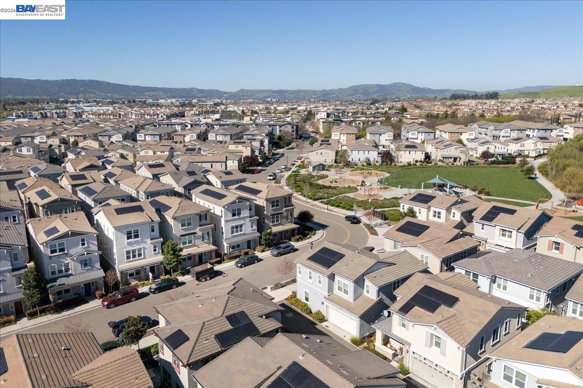 Detail Gallery Image 41 of 54 For 4036 Bothrin St, Dublin,  CA 94568 - 4 Beds | 4 Baths