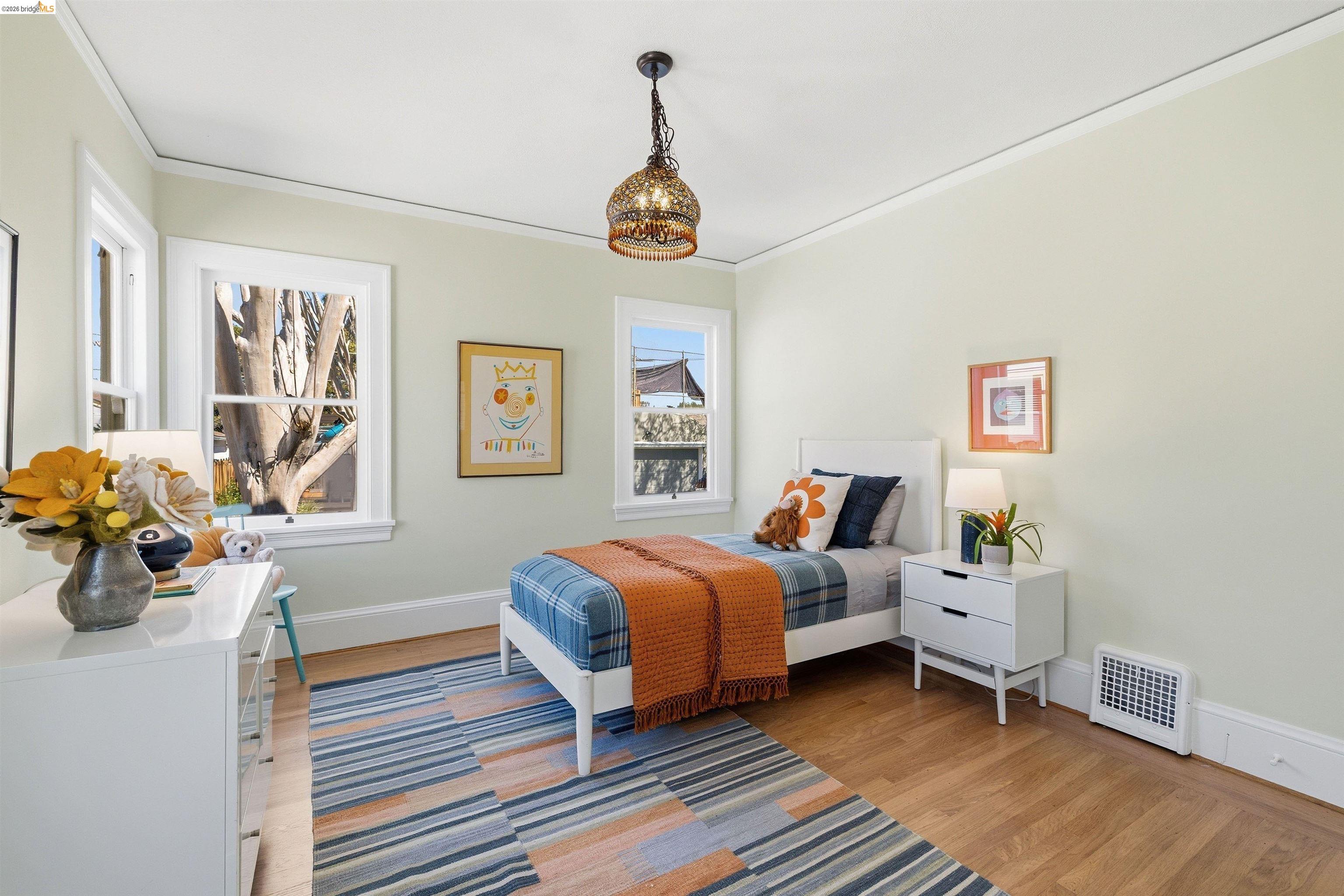 Detail Gallery Image 30 of 60 For 3235 Central Ave, Alameda,  CA 94501 - 3 Beds | 2 Baths