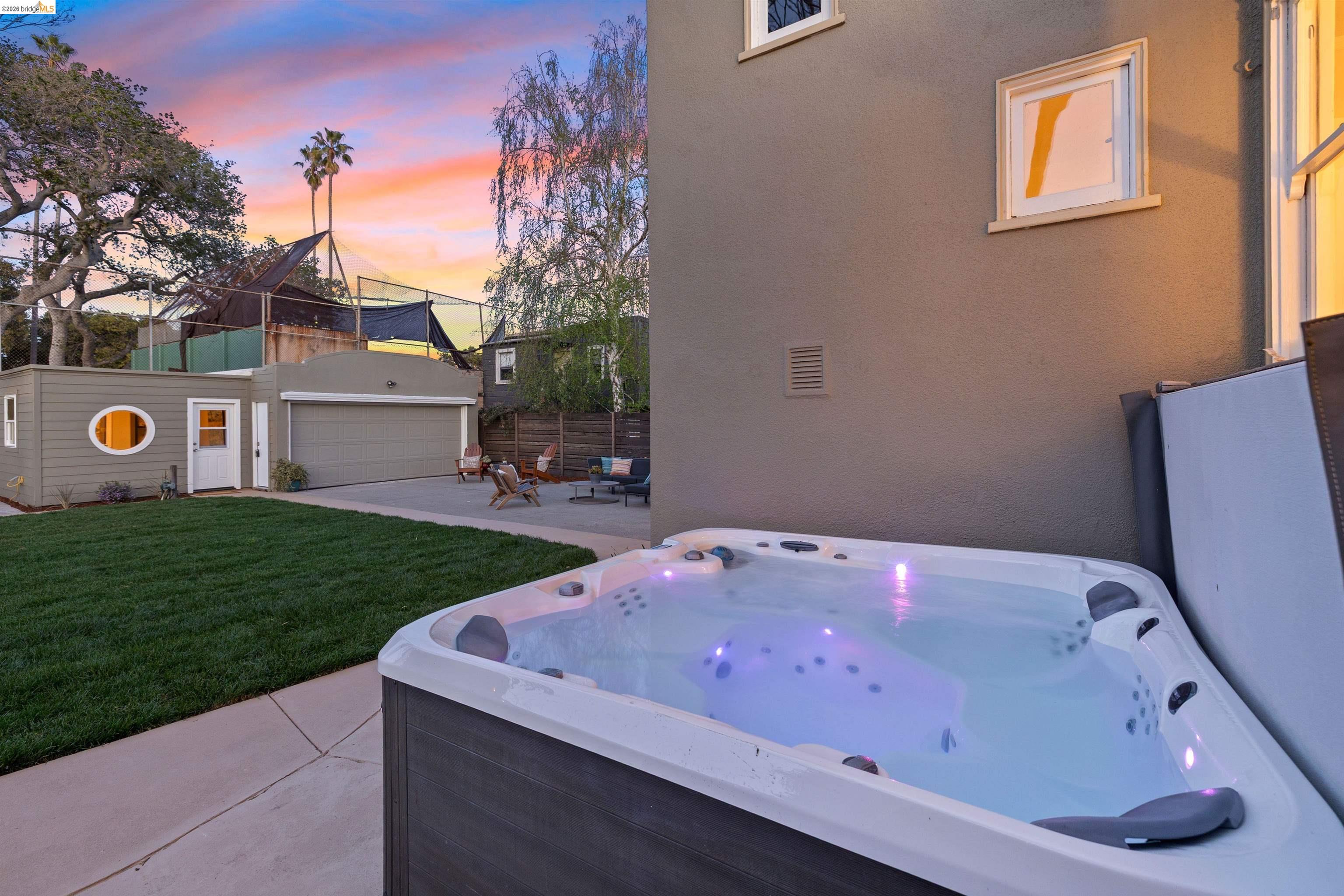 Detail Gallery Image 38 of 60 For 3235 Central Ave, Alameda,  CA 94501 - 3 Beds | 2 Baths