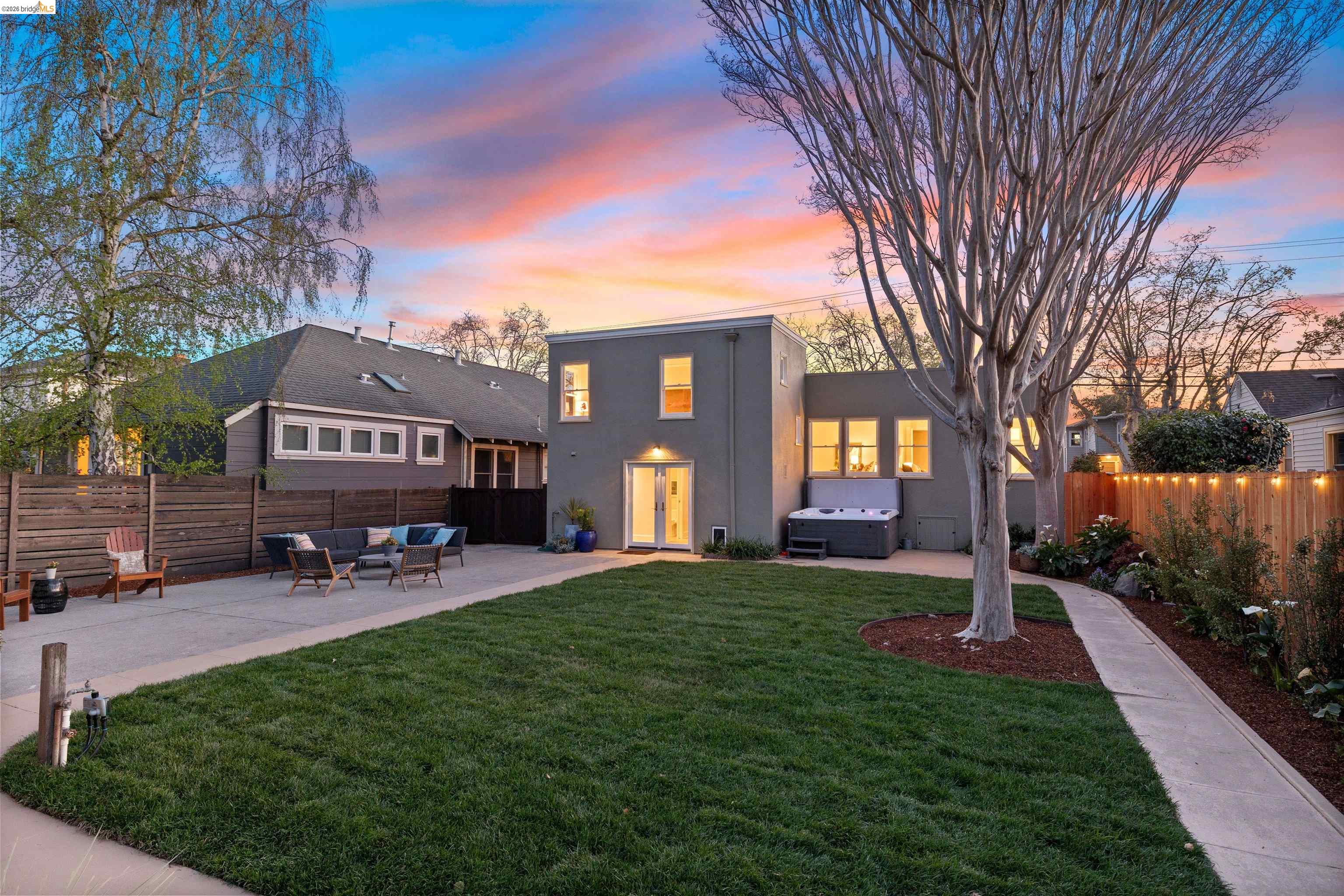 Detail Gallery Image 41 of 60 For 3235 Central Ave, Alameda,  CA 94501 - 3 Beds | 2 Baths