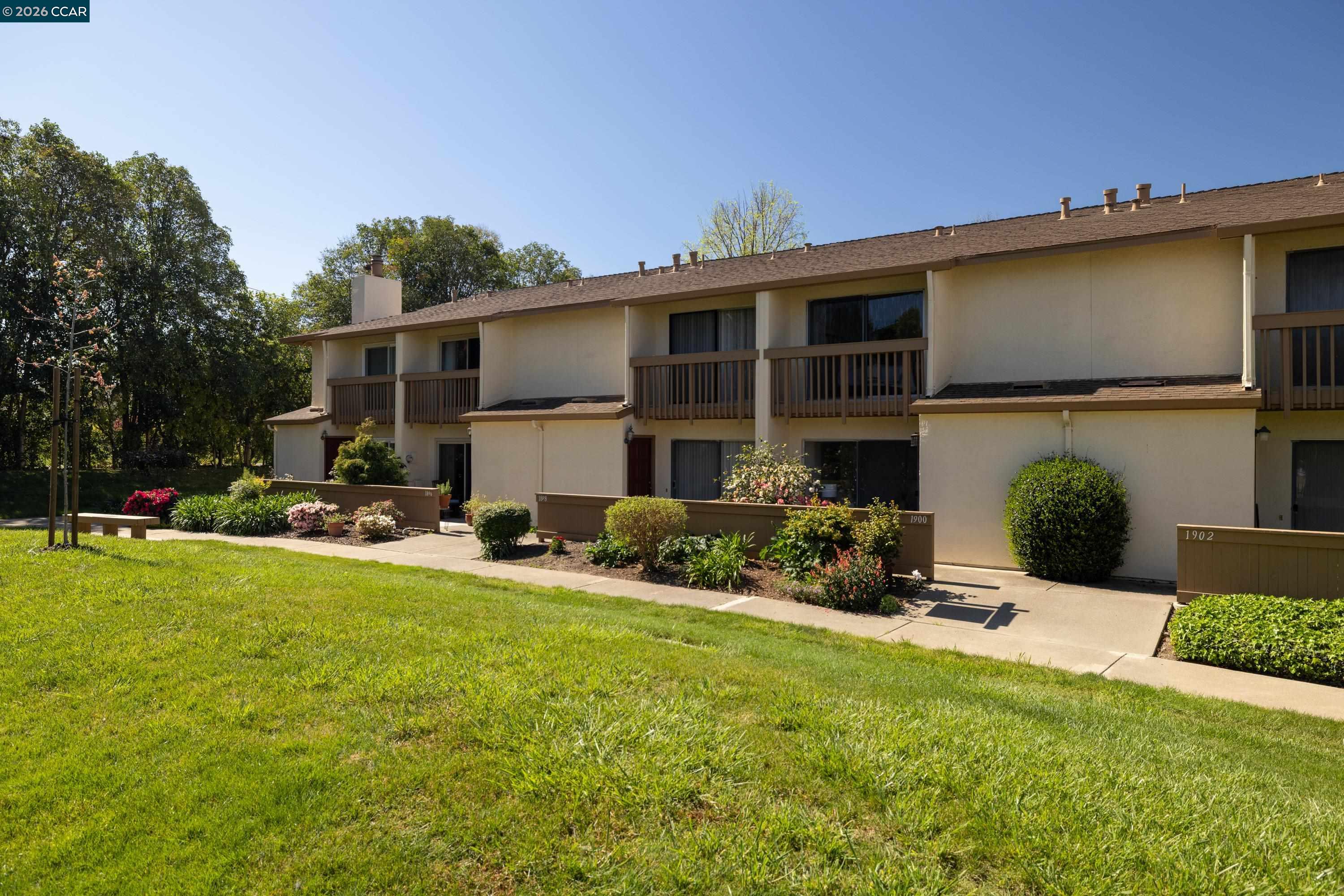 Photo #4: 41127450 Listing: Photo #4