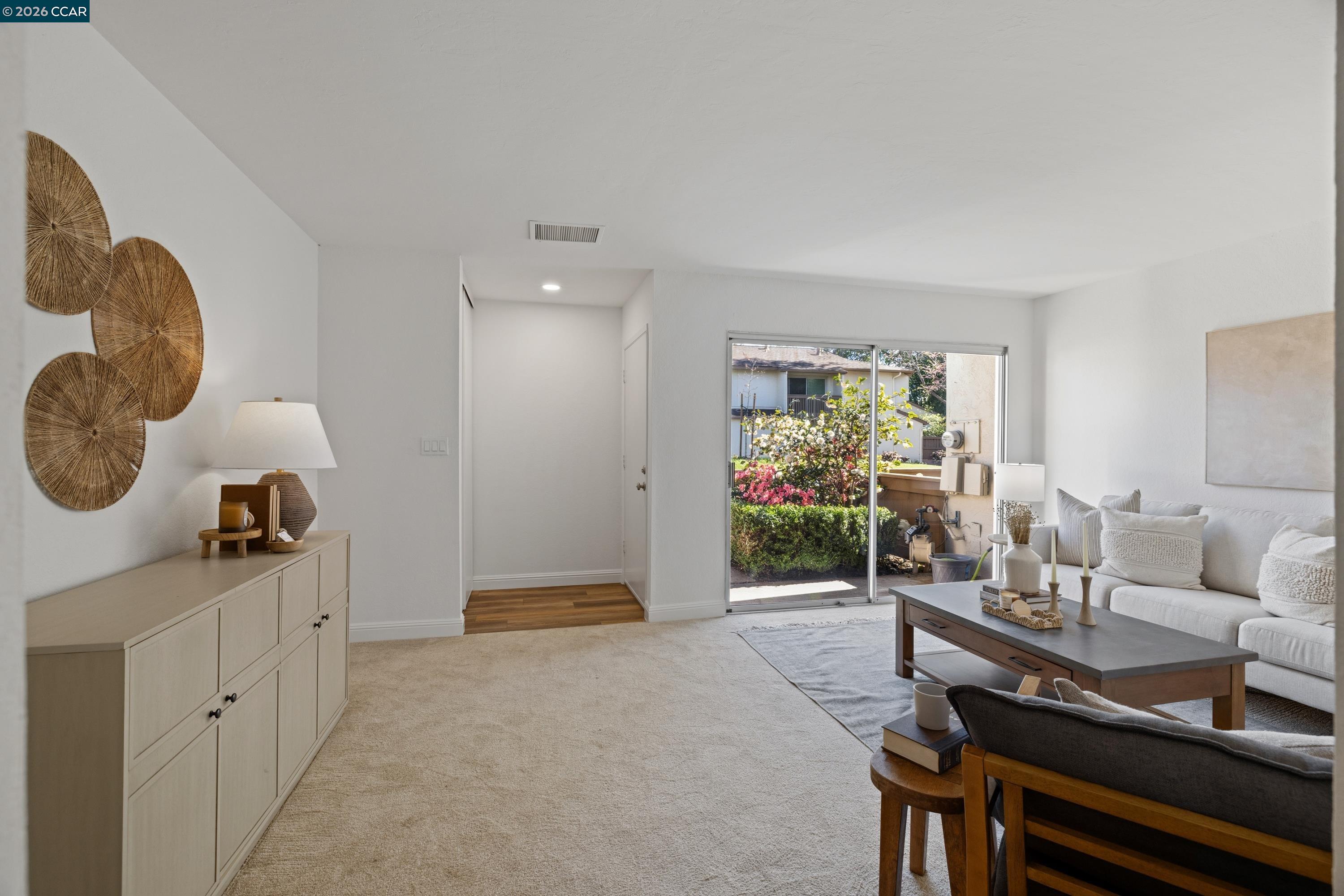 Photo #10: 41127450 Listing: Photo #10