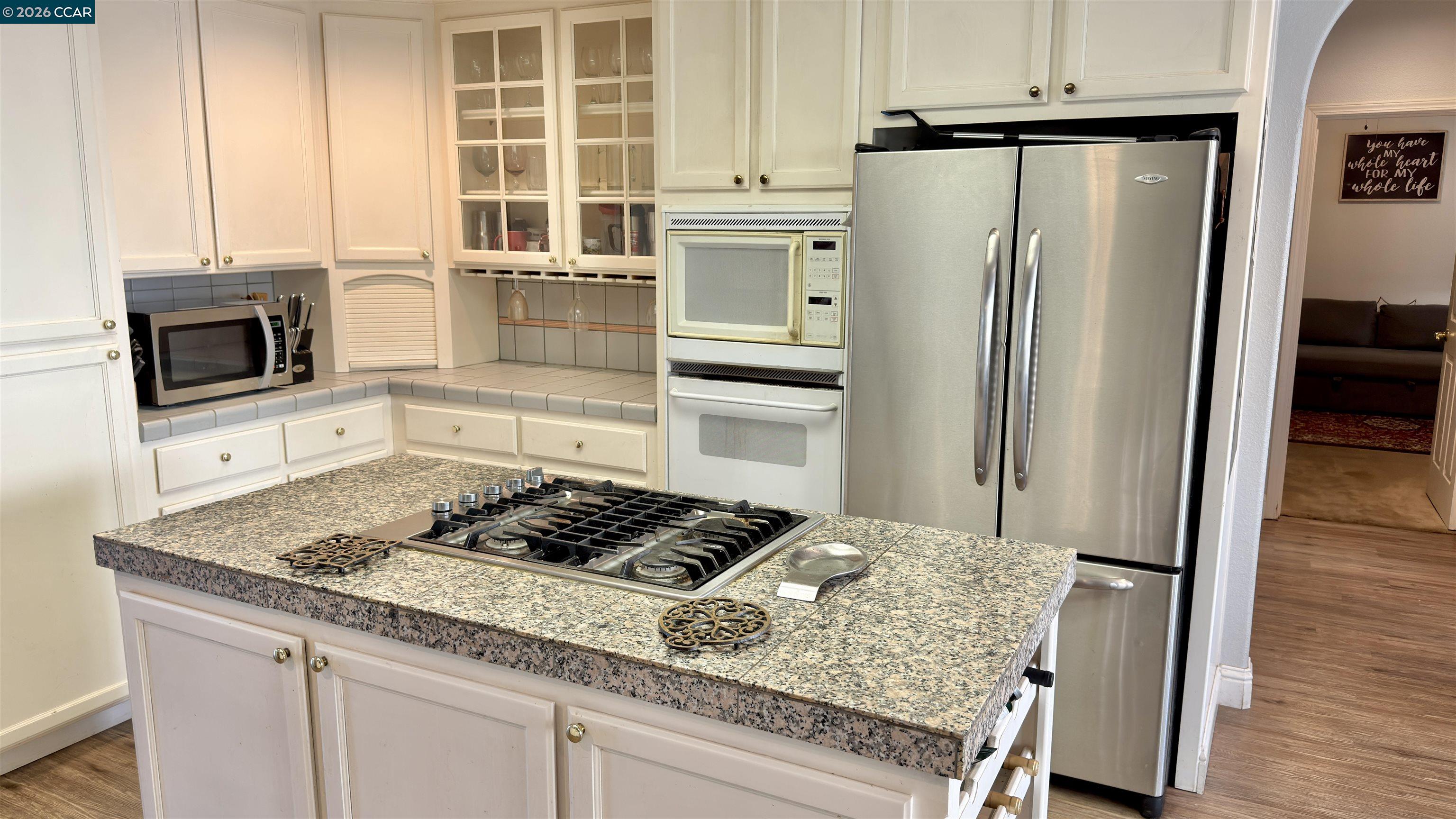 Detail Gallery Image 2 of 46 For 5593 Edgeview Dr, Discovery Bay,  CA 94505 - 3 Beds | 2/1 Baths