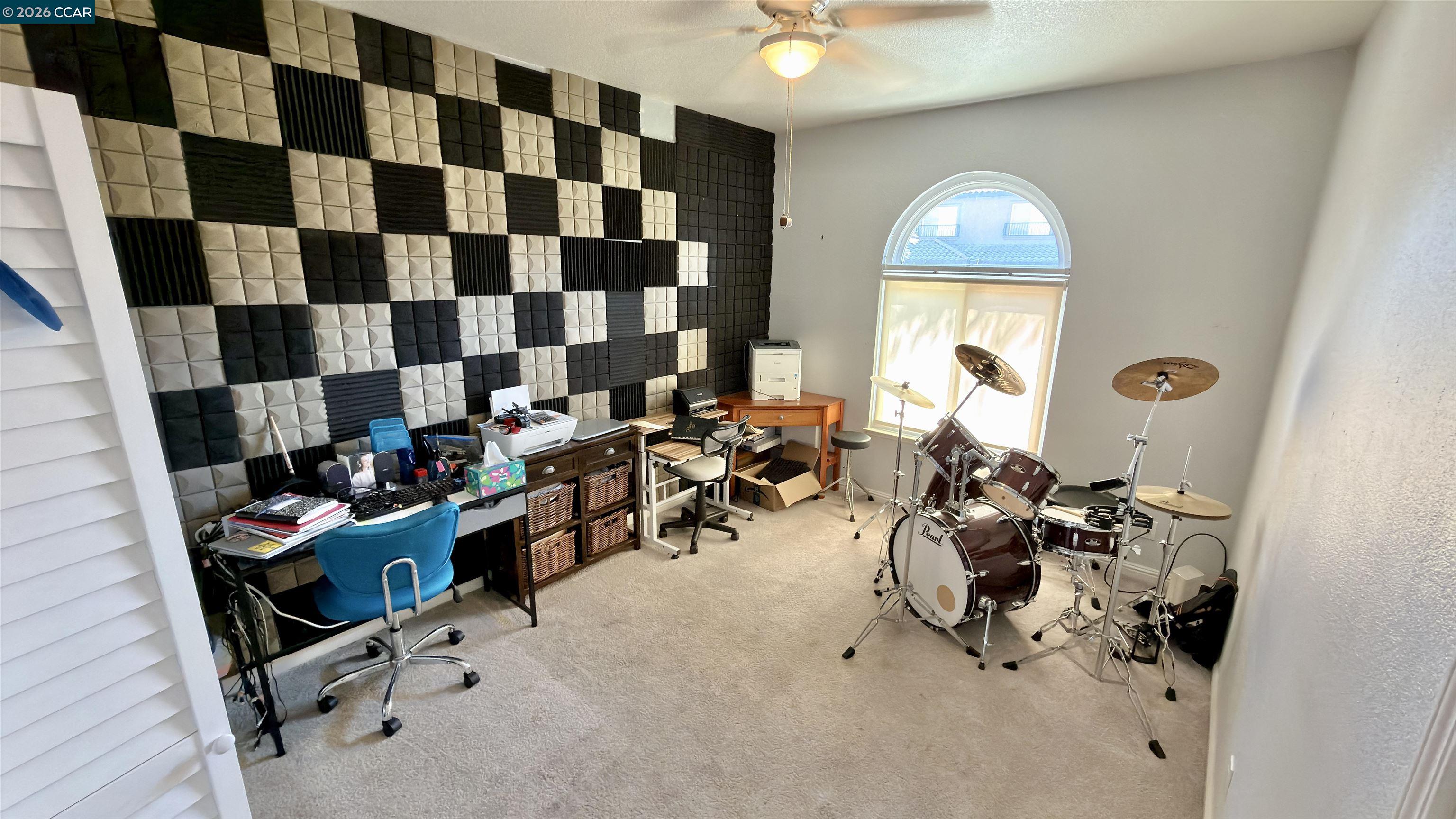 Detail Gallery Image 13 of 46 For 5593 Edgeview Dr, Discovery Bay,  CA 94505 - 3 Beds | 2/1 Baths