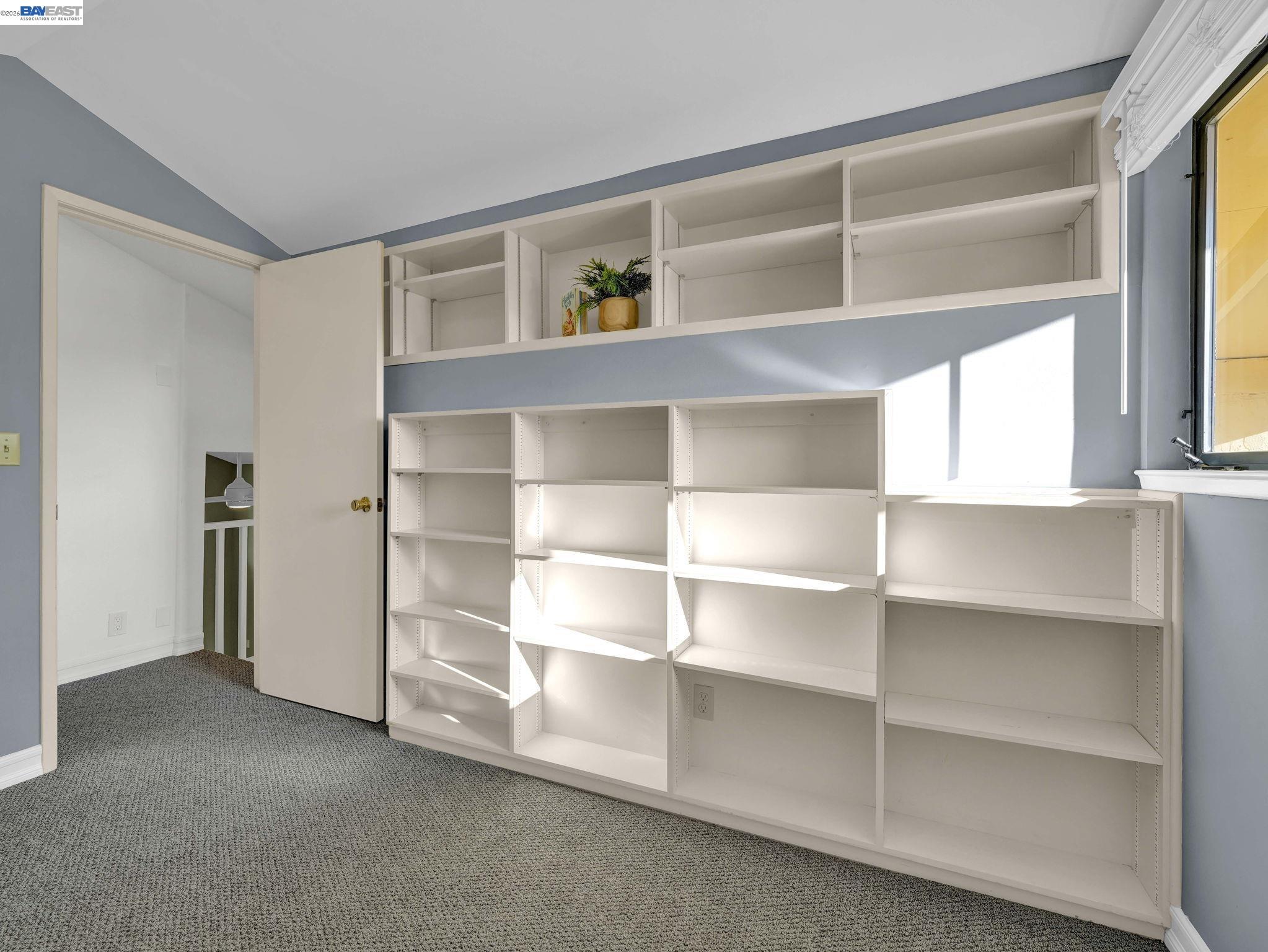 Detail Gallery Image 22 of 31 For 38590 Canyon Heights Dr, Fremont,  CA 94536 - 4 Beds | 2 Baths