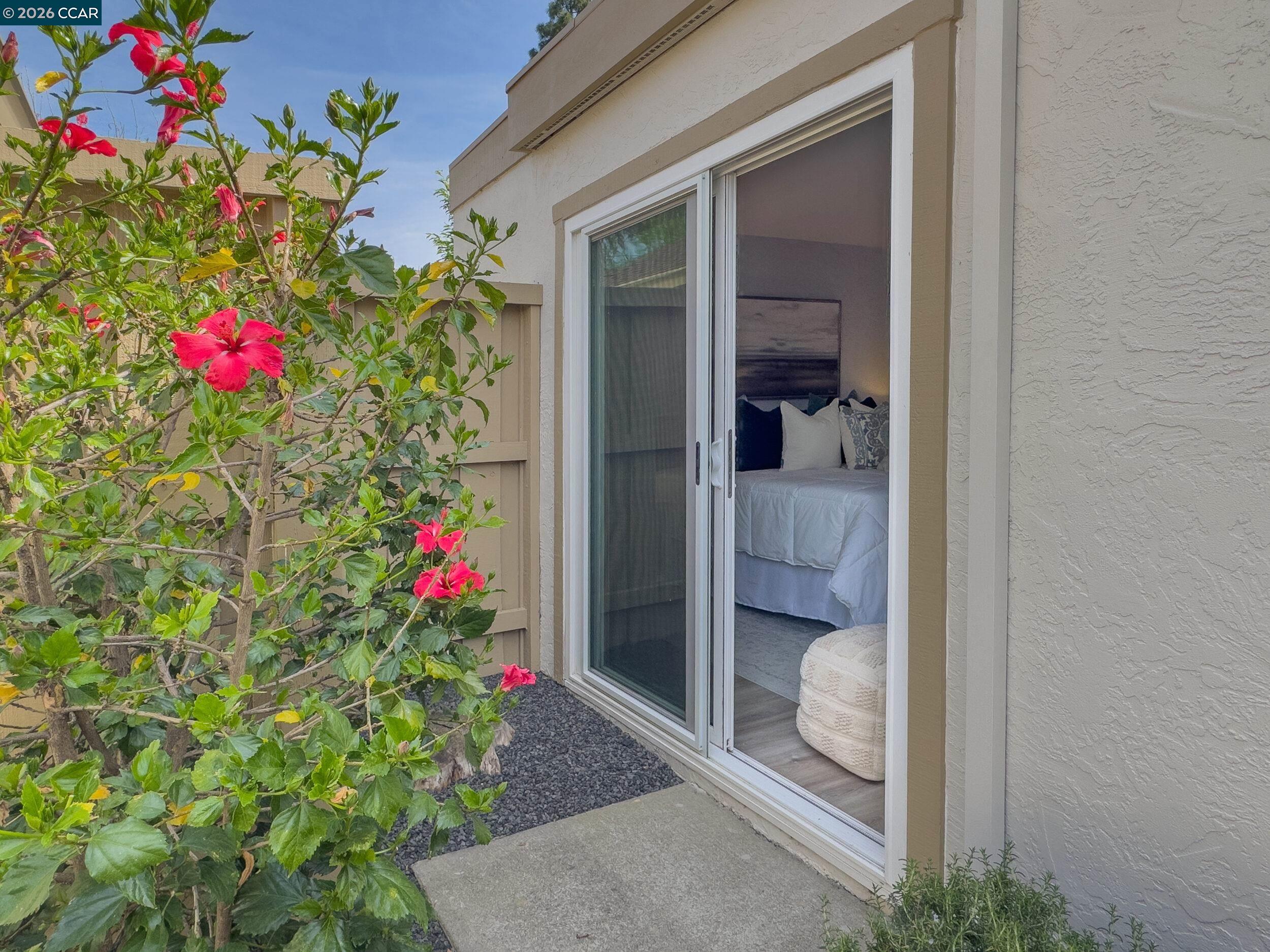 Detail Gallery Image 29 of 40 For 4869 Wolf Way, Concord,  CA 94521 - 2 Beds | 2 Baths