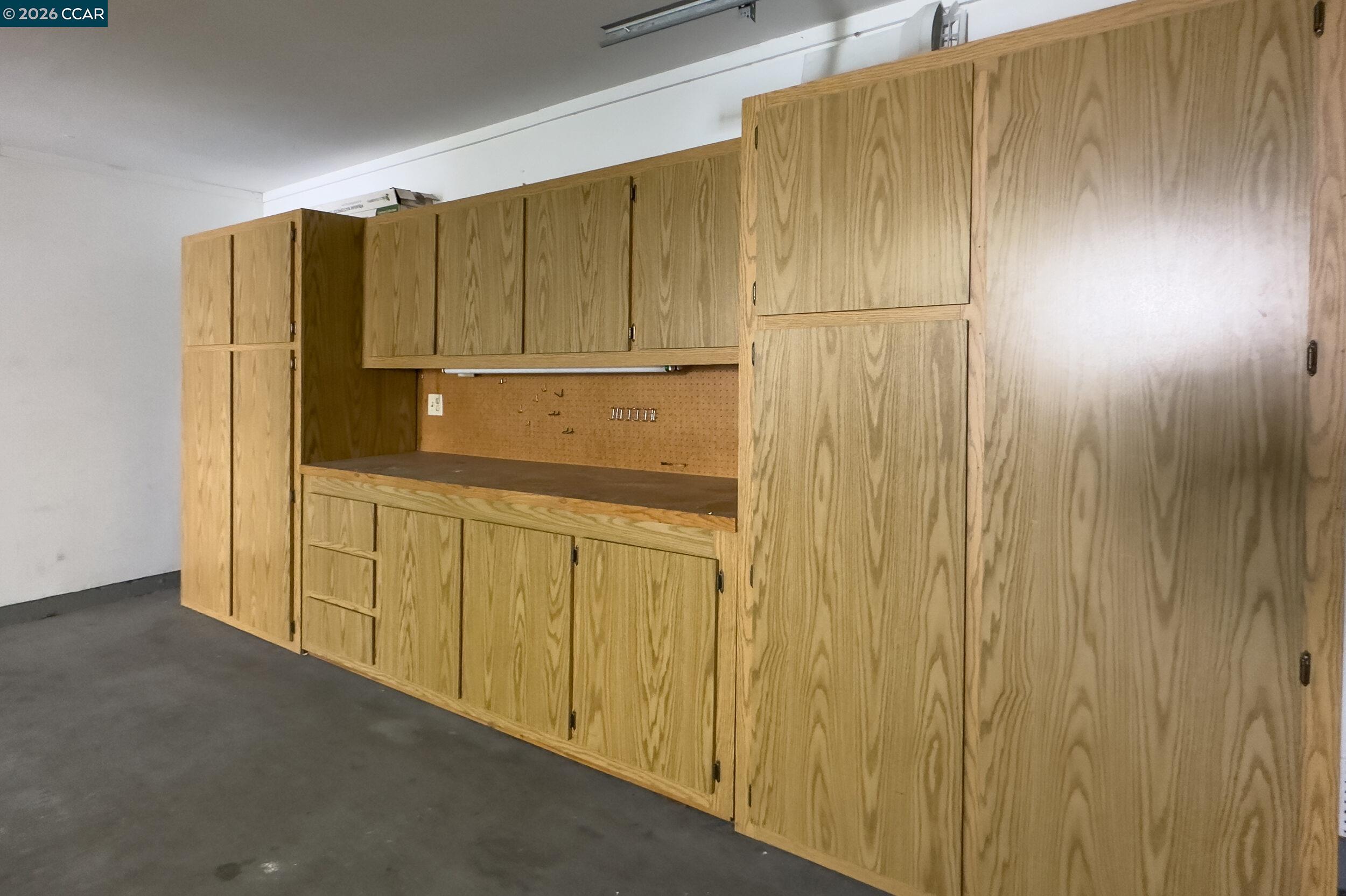 Detail Gallery Image 31 of 40 For 4869 Wolf Way, Concord,  CA 94521 - 2 Beds | 2 Baths