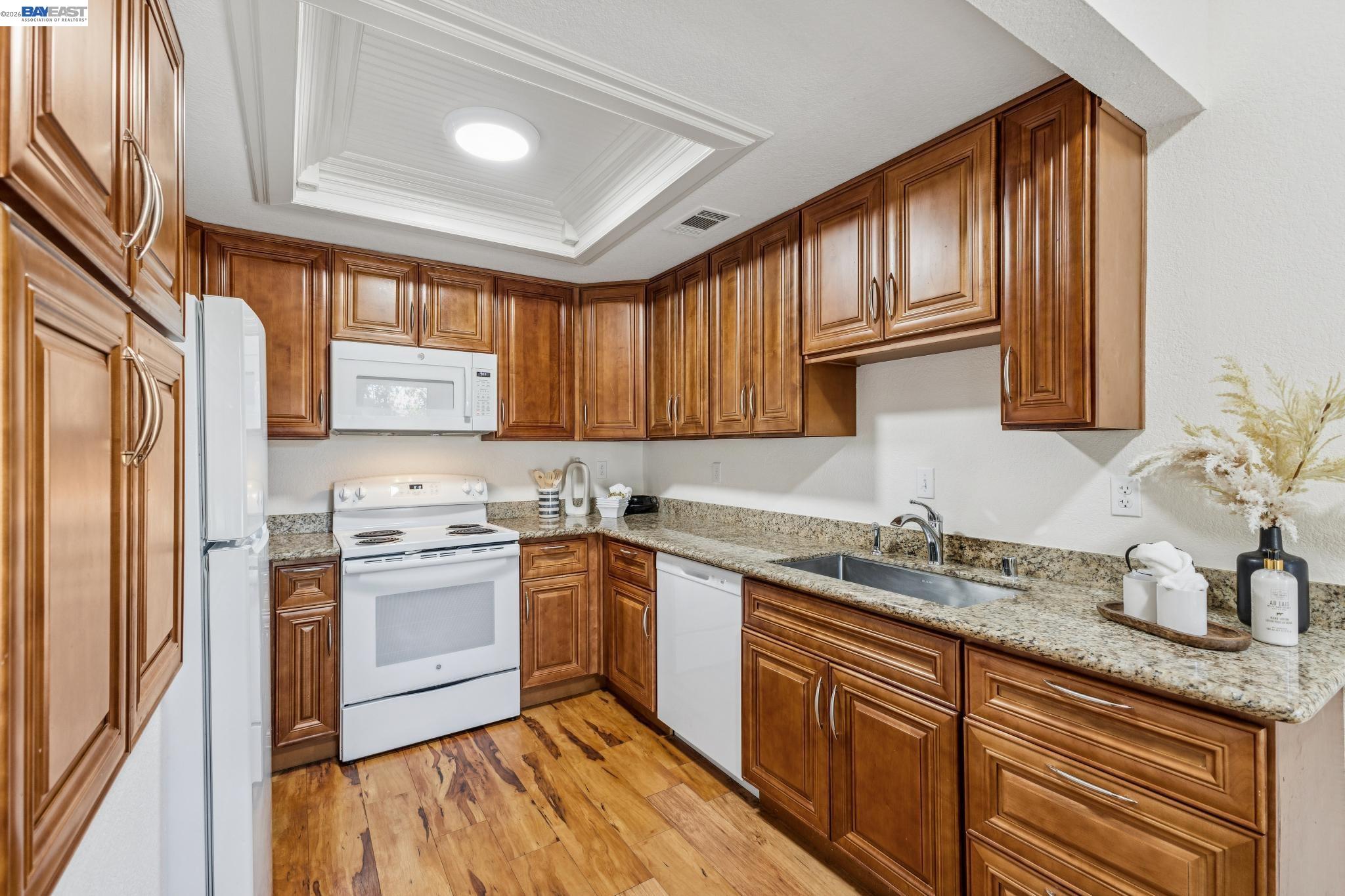 Photo #12: 41127454 Listing: Photo #12