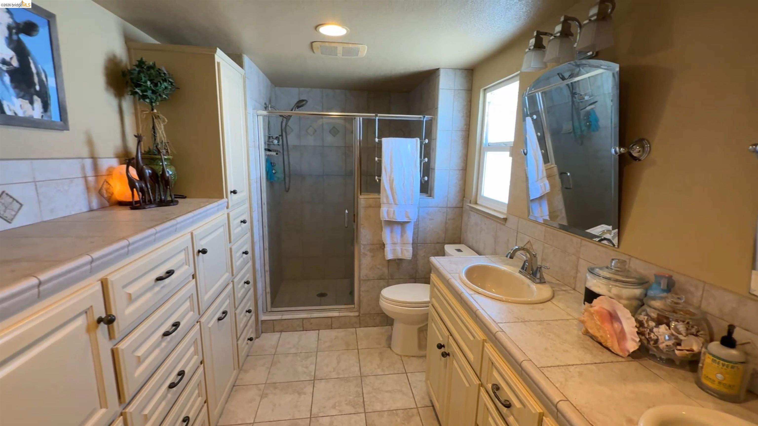 Detail Gallery Image 13 of 24 For 1835 Dolphin Ct, Discovery Bay,  CA 94505 - 4 Beds | 3 Baths