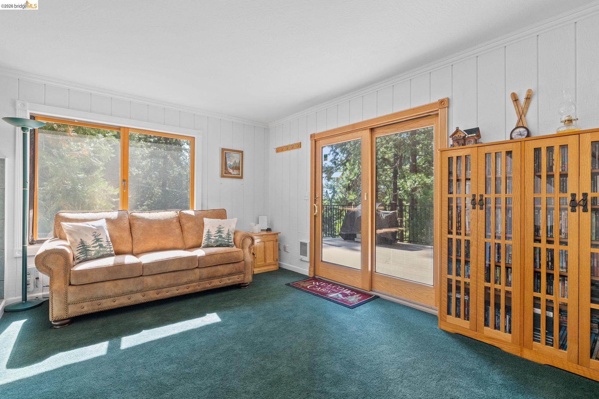 Detail Gallery Image 11 of 34 For 29810 Mariposa Dr, Cold Springs,  CA 95335 - 2 Beds | 2 Baths