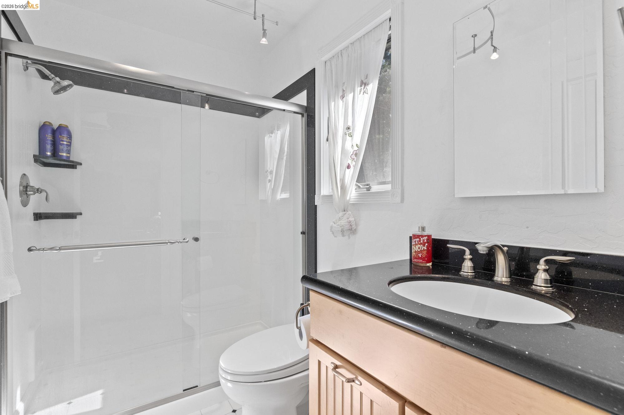 Detail Gallery Image 20 of 34 For 29810 Mariposa Dr, Cold Springs,  CA 95335 - 2 Beds | 2 Baths