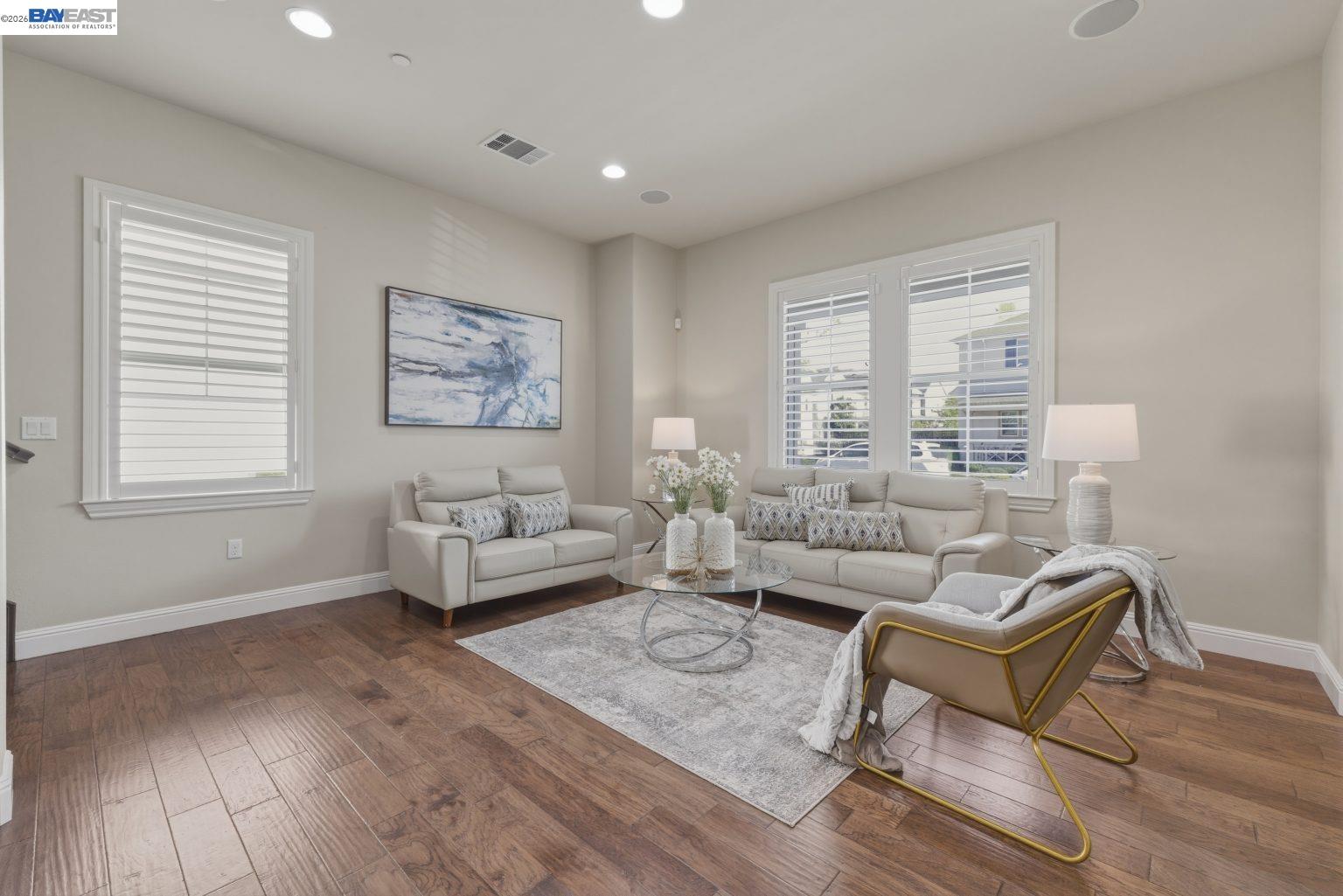 Detail Gallery Image 7 of 51 For 4450 Sunset View Dr, Dublin,  CA 94568 - 4 Beds | 2/1 Baths