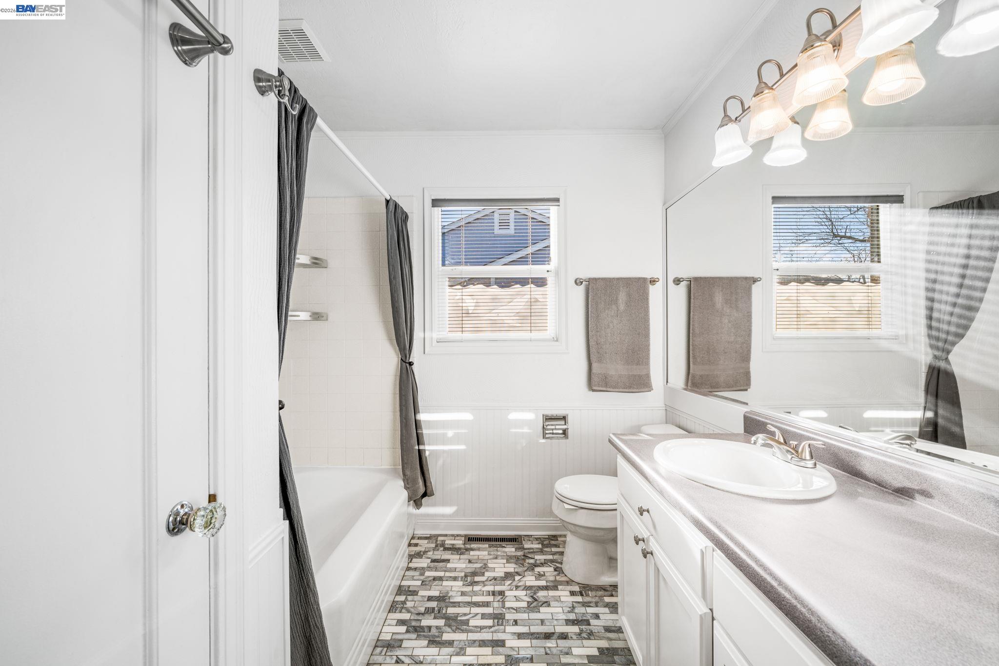 Detail Gallery Image 11 of 20 For 2342 Palm Ave, Livermore,  CA 94550 - – Beds | – Baths