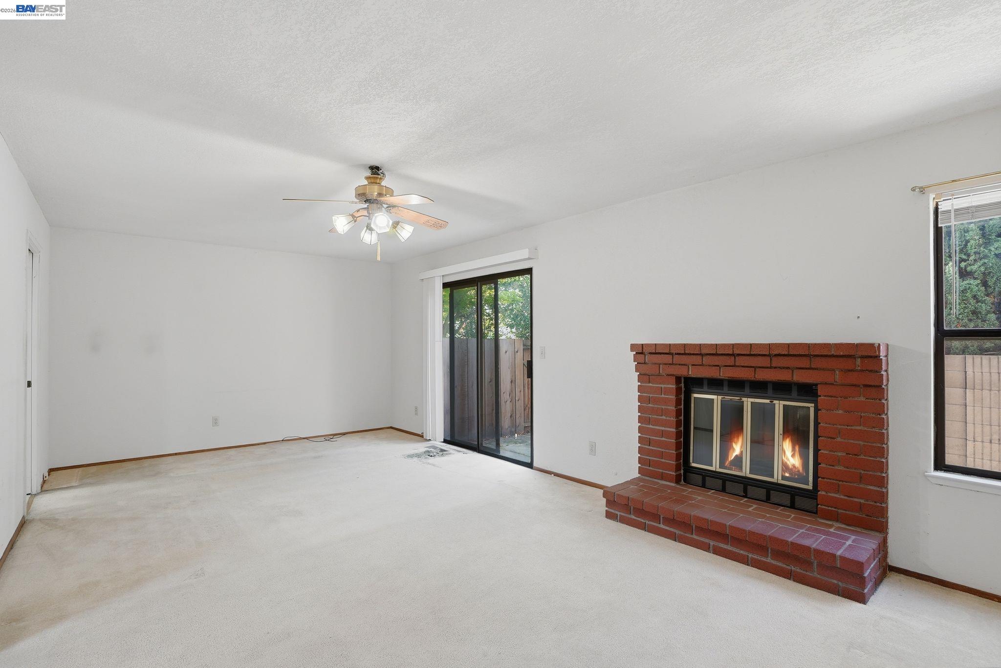 Photo #5: 41127464 Listing: Photo #5