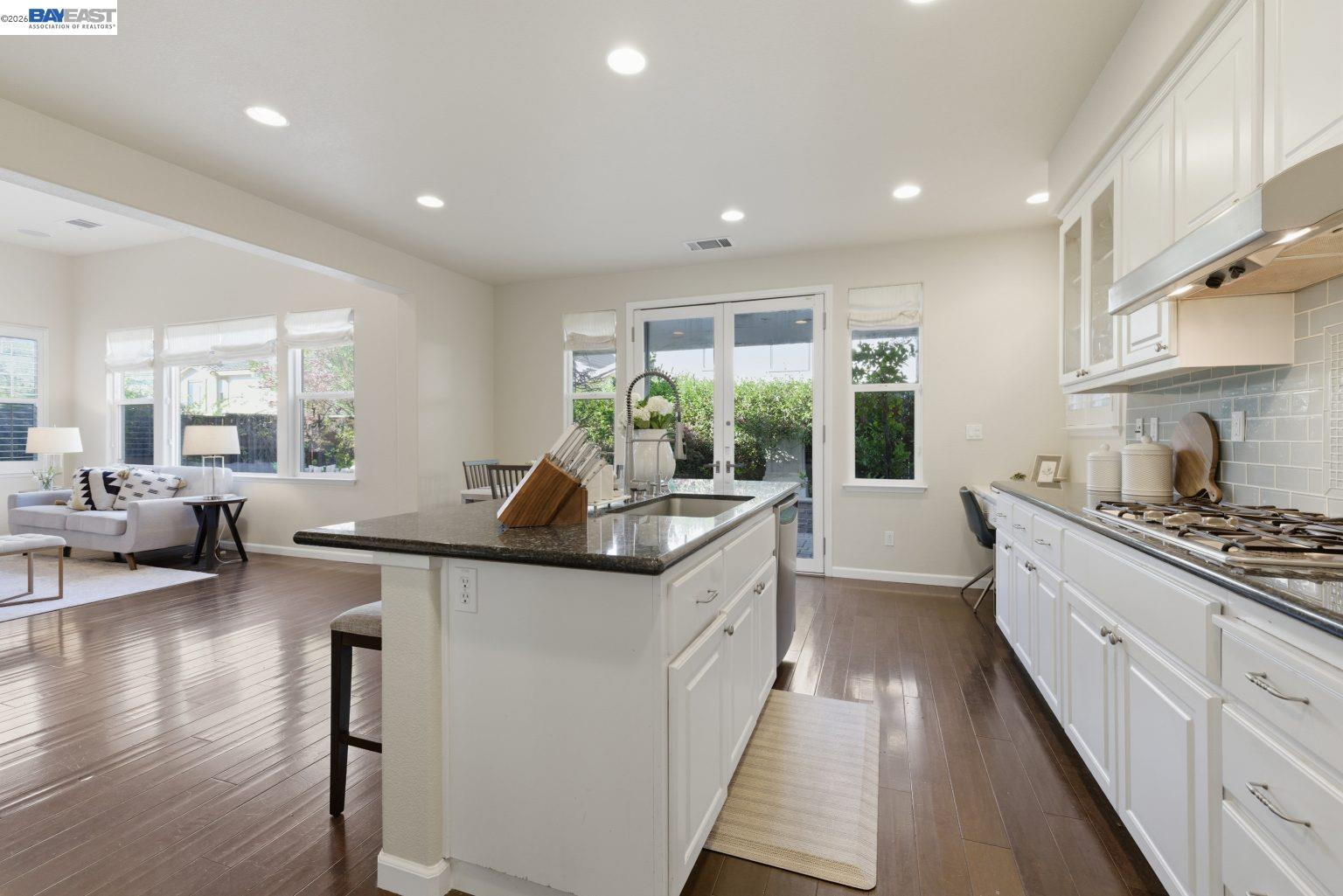 Detail Gallery Image 16 of 55 For 217 Wimbledon Ct, San Ramon,  CA 94582 - 5 Beds | 4 Baths