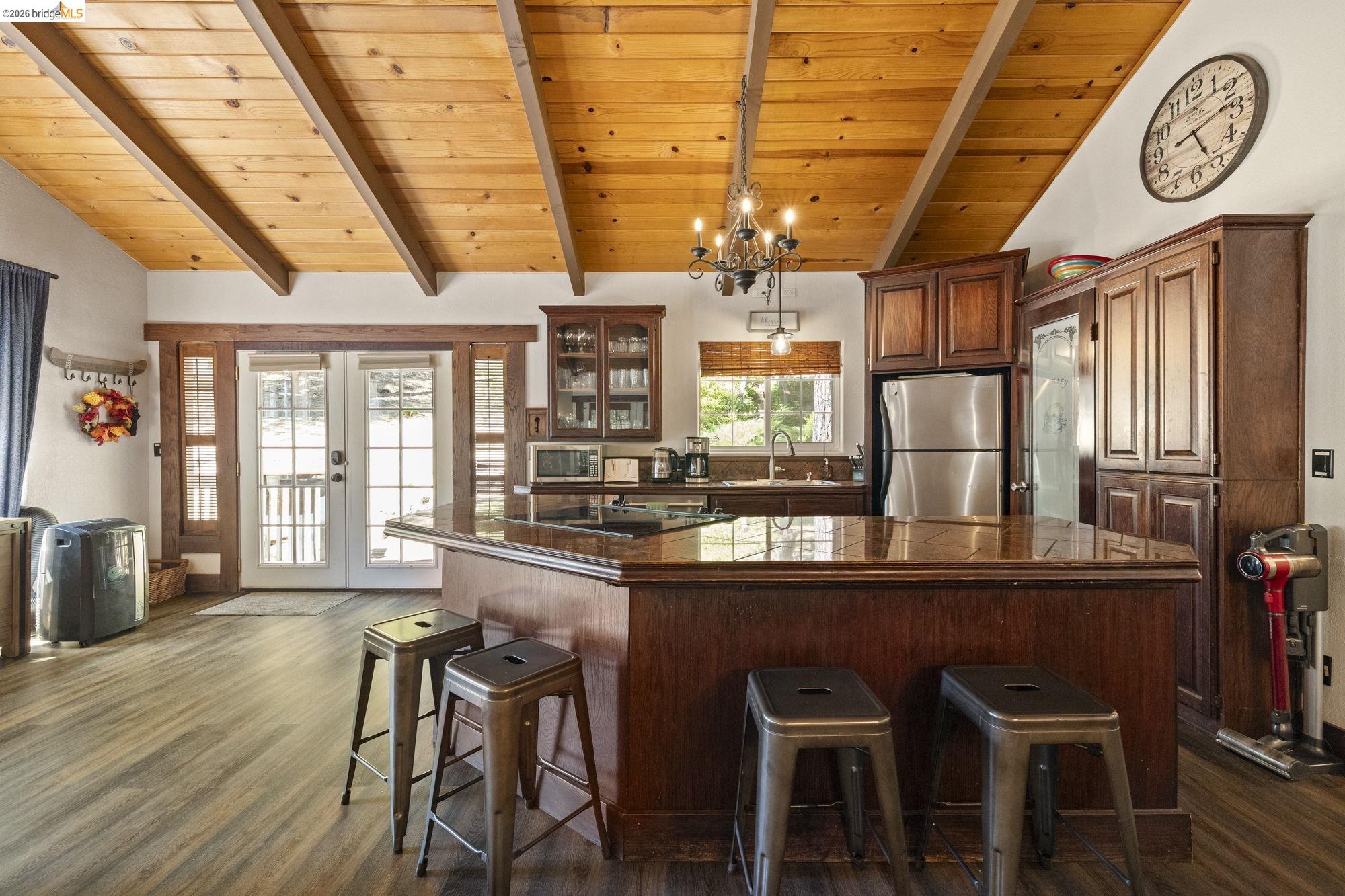 Detail Gallery Image 13 of 60 For 19824 Pine Mountain Dr, Groveland,  CA 95321 - 3 Beds | 2 Baths