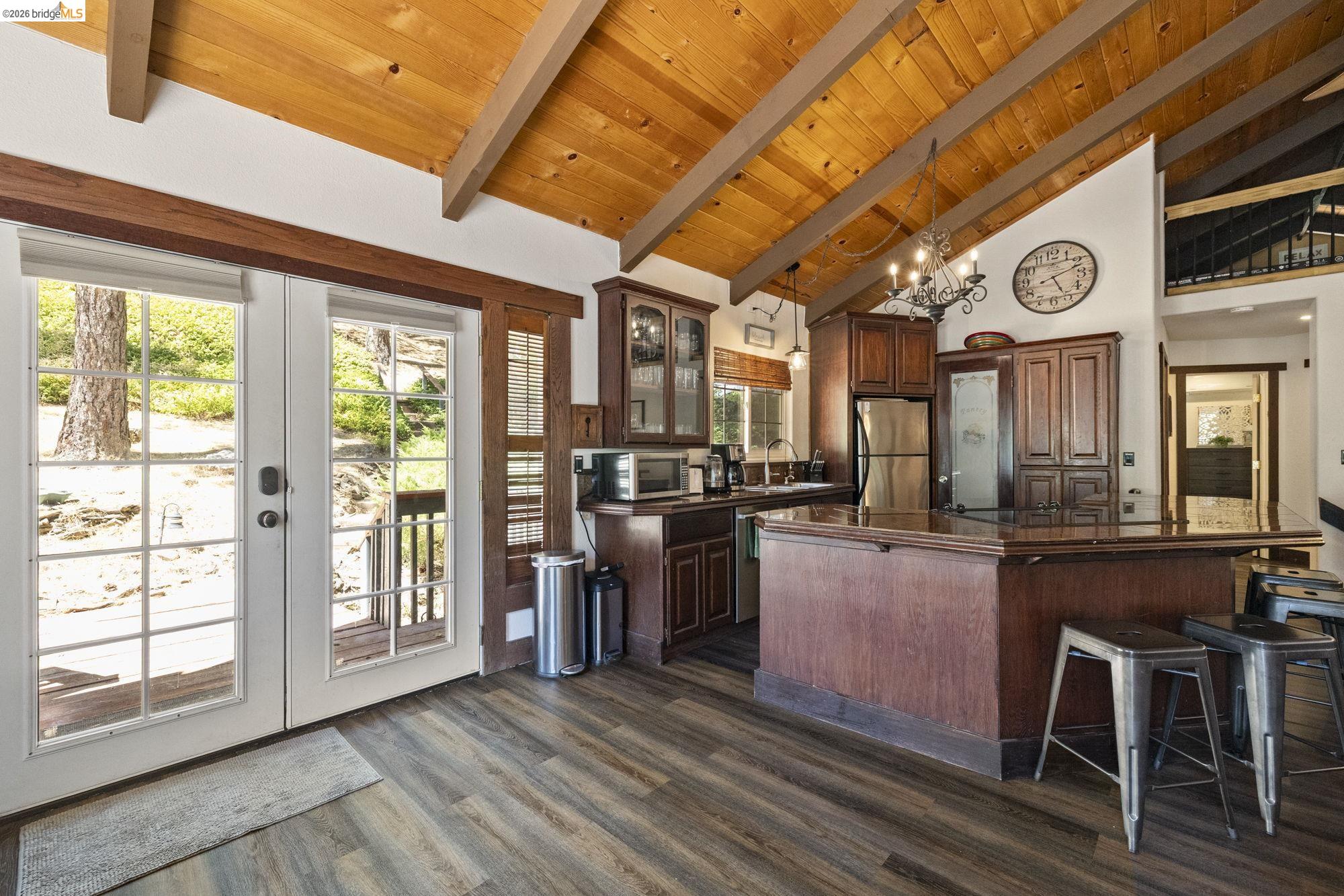 Detail Gallery Image 6 of 60 For 19824 Pine Mountain Dr, Groveland,  CA 95321 - 3 Beds | 2 Baths