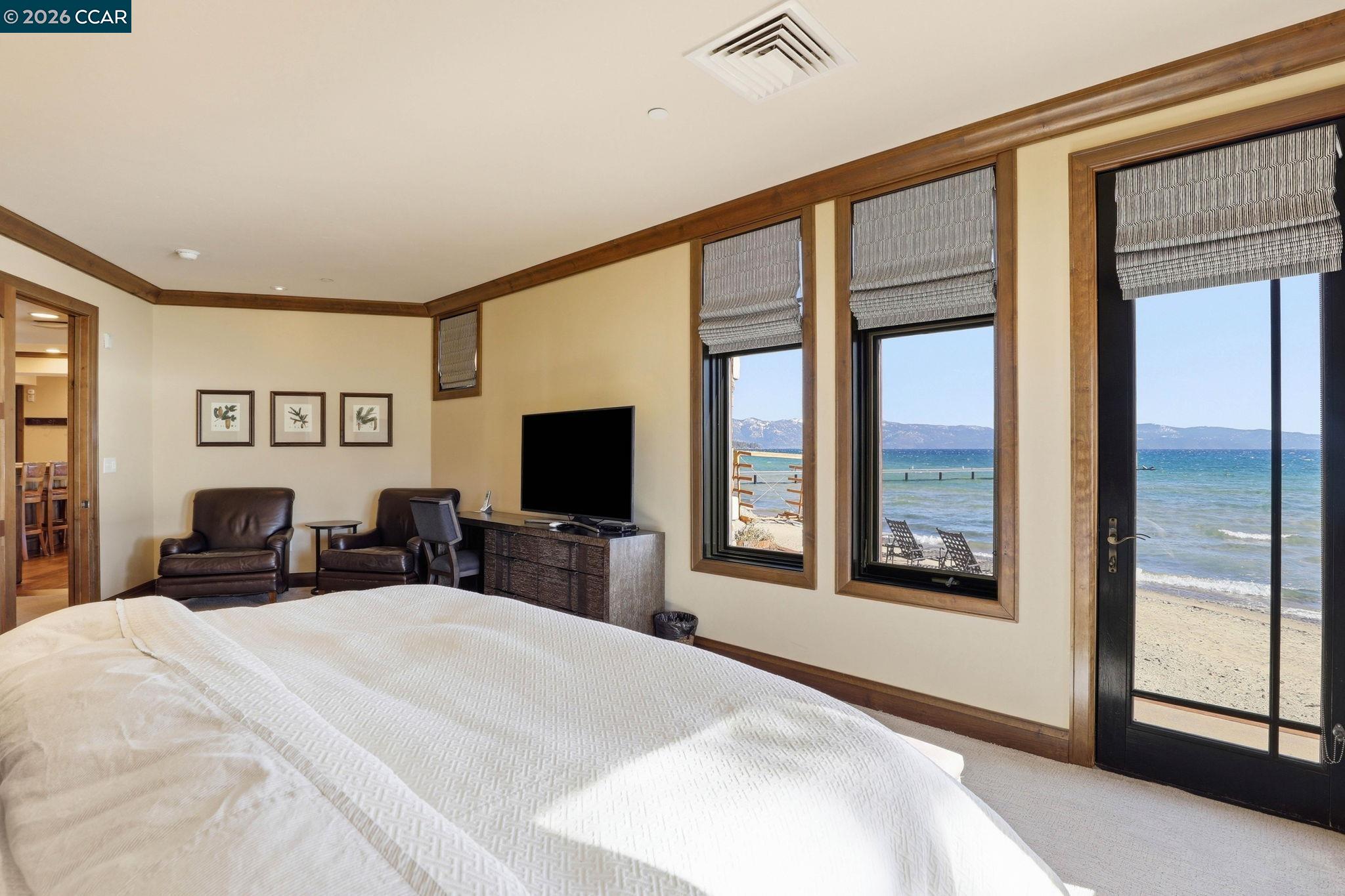 Detail Gallery Image 17 of 42 For 6750 N Lake Blvd #1,  Tahoe Vista,  CA 96148 - 4 Beds | 4/1 Baths