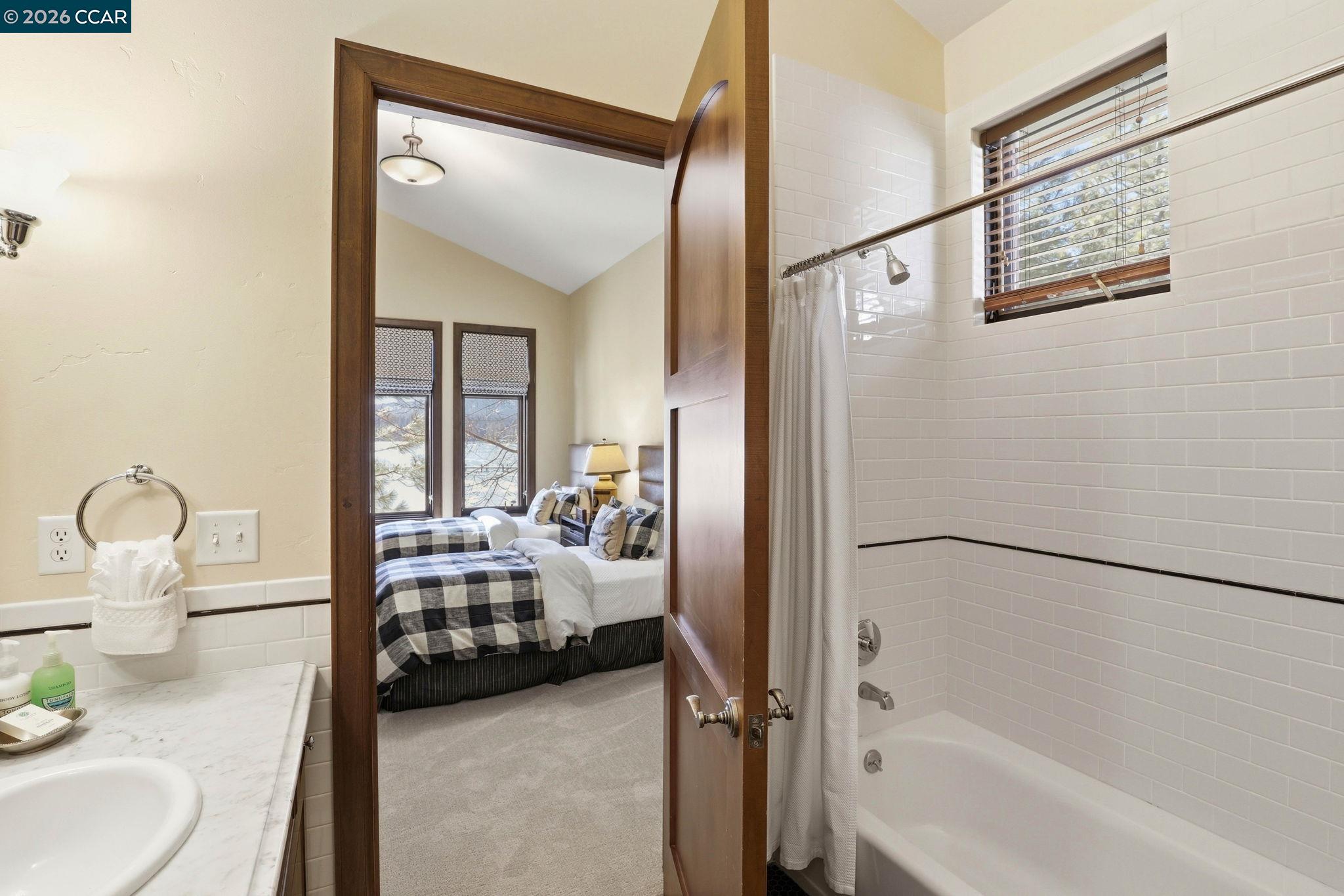 Detail Gallery Image 36 of 42 For 6750 N Lake Blvd #1,  Tahoe Vista,  CA 96148 - 4 Beds | 4/1 Baths