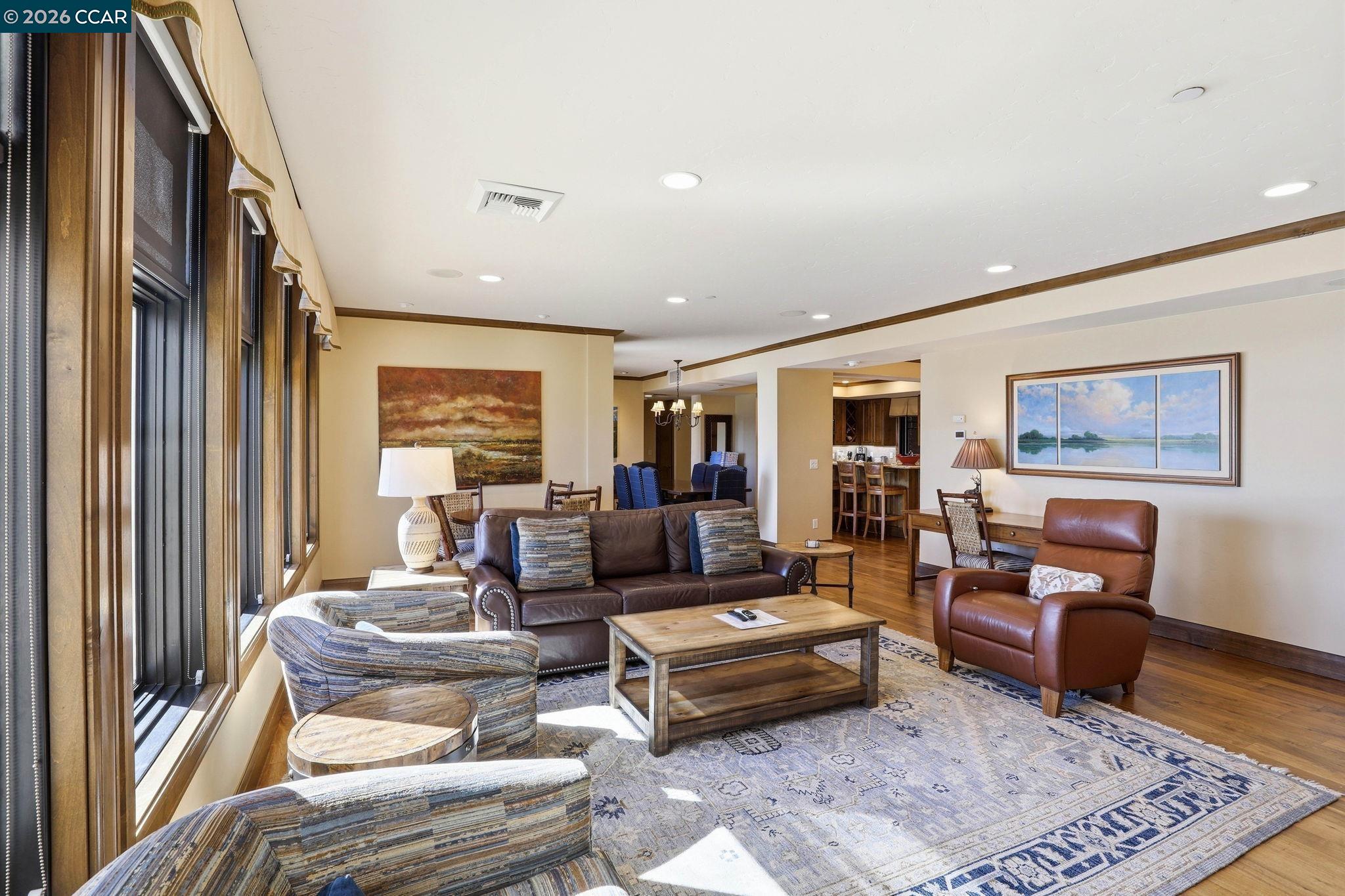 Detail Gallery Image 10 of 42 For 6750 N Lake Blvd #1,  Tahoe Vista,  CA 96148 - 4 Beds | 4/1 Baths