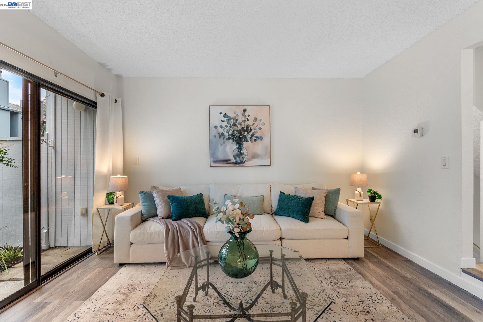 Photo #5: 41127471 Listing: Photo #5