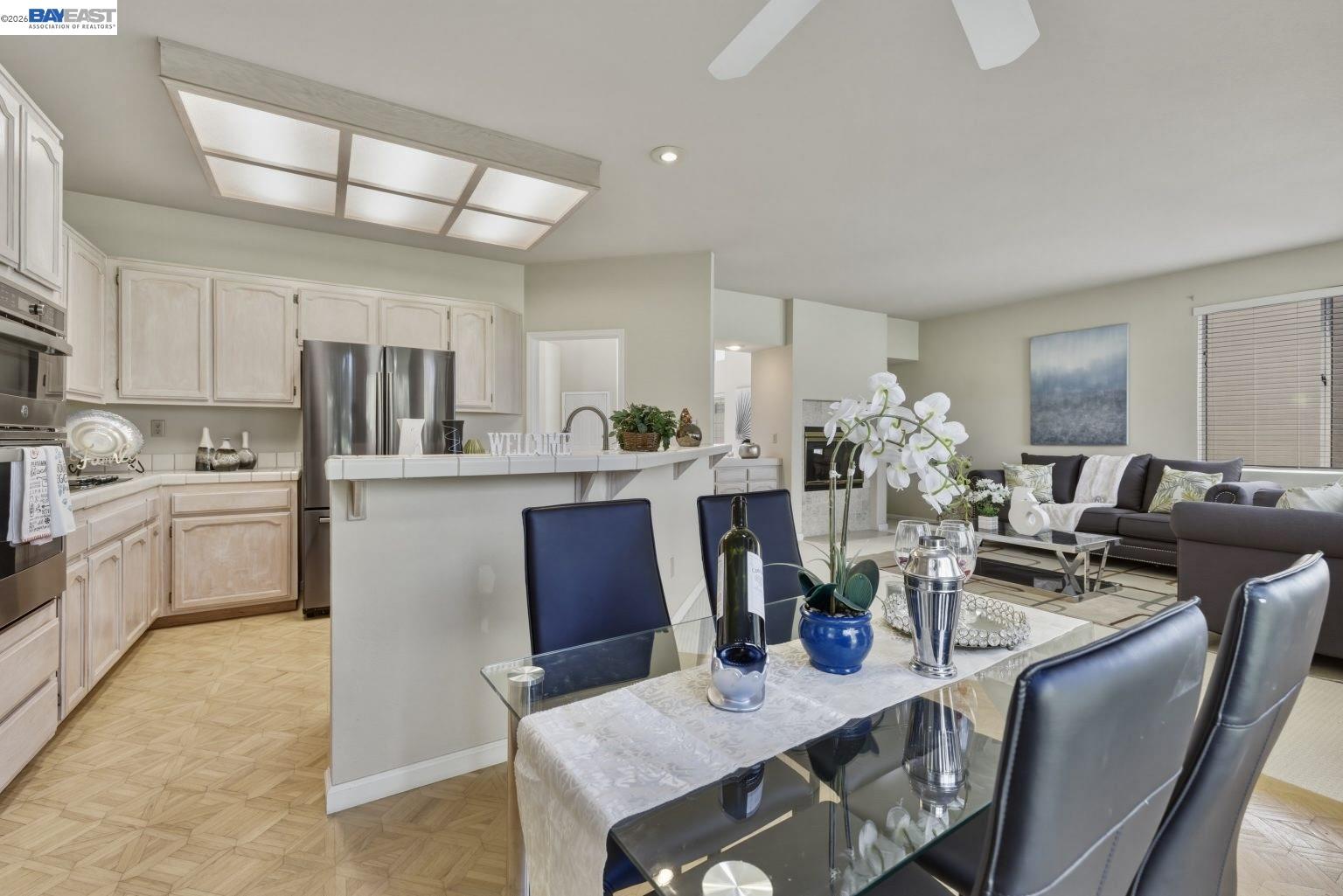 Detail Gallery Image 15 of 47 For 2595 Cherry Hills Dr, Discovery Bay,  CA 94505 - 3 Beds | 2/1 Baths