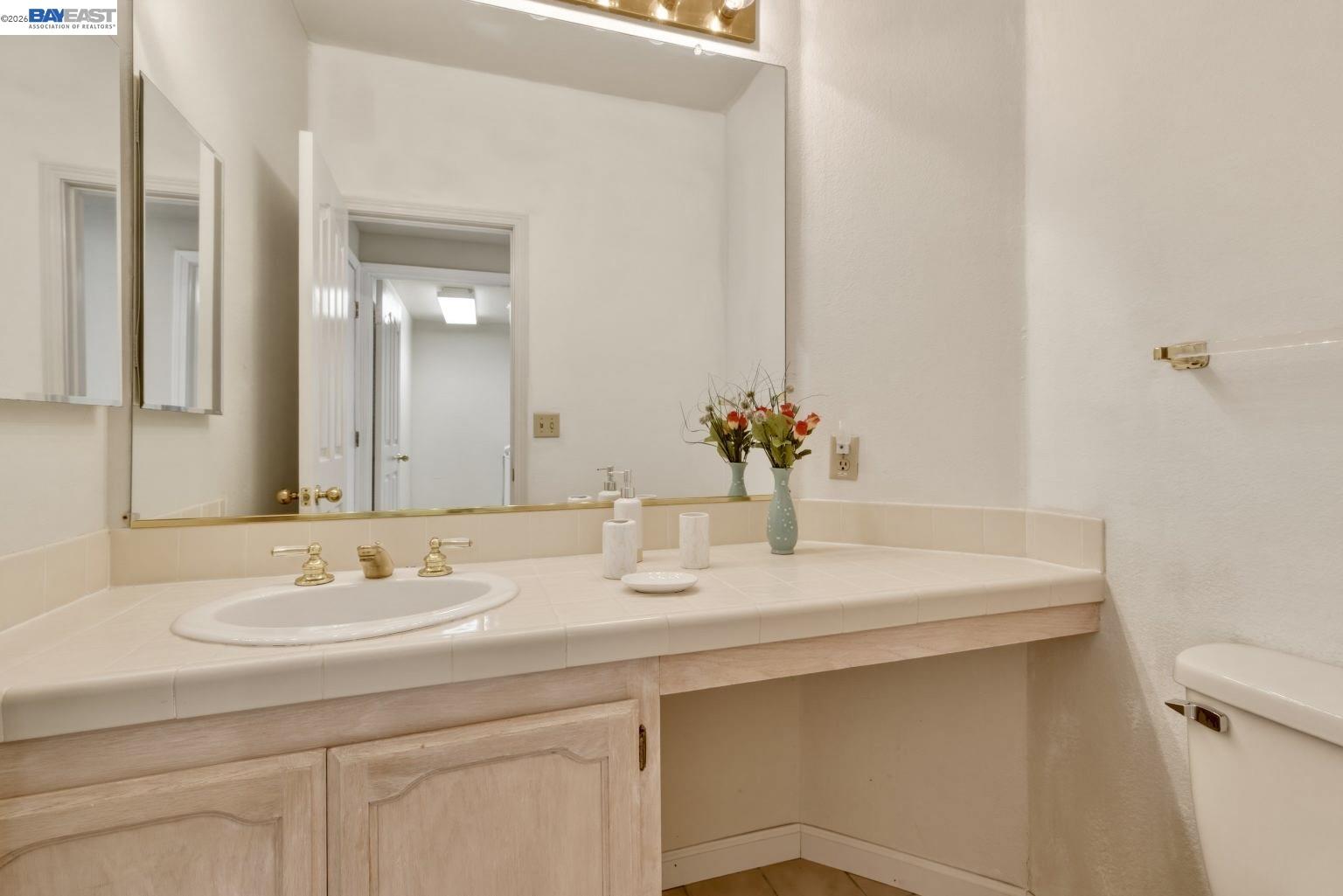 Detail Gallery Image 20 of 47 For 2595 Cherry Hills Dr, Discovery Bay,  CA 94505 - 3 Beds | 2/1 Baths