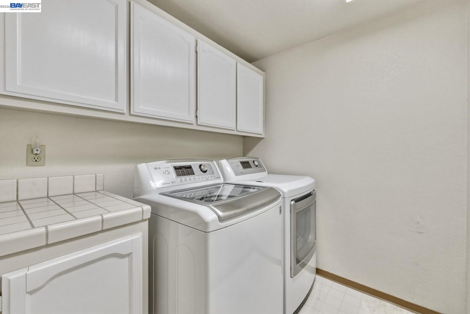 Detail Gallery Image 21 of 47 For 2595 Cherry Hills Dr, Discovery Bay,  CA 94505 - 3 Beds | 2/1 Baths