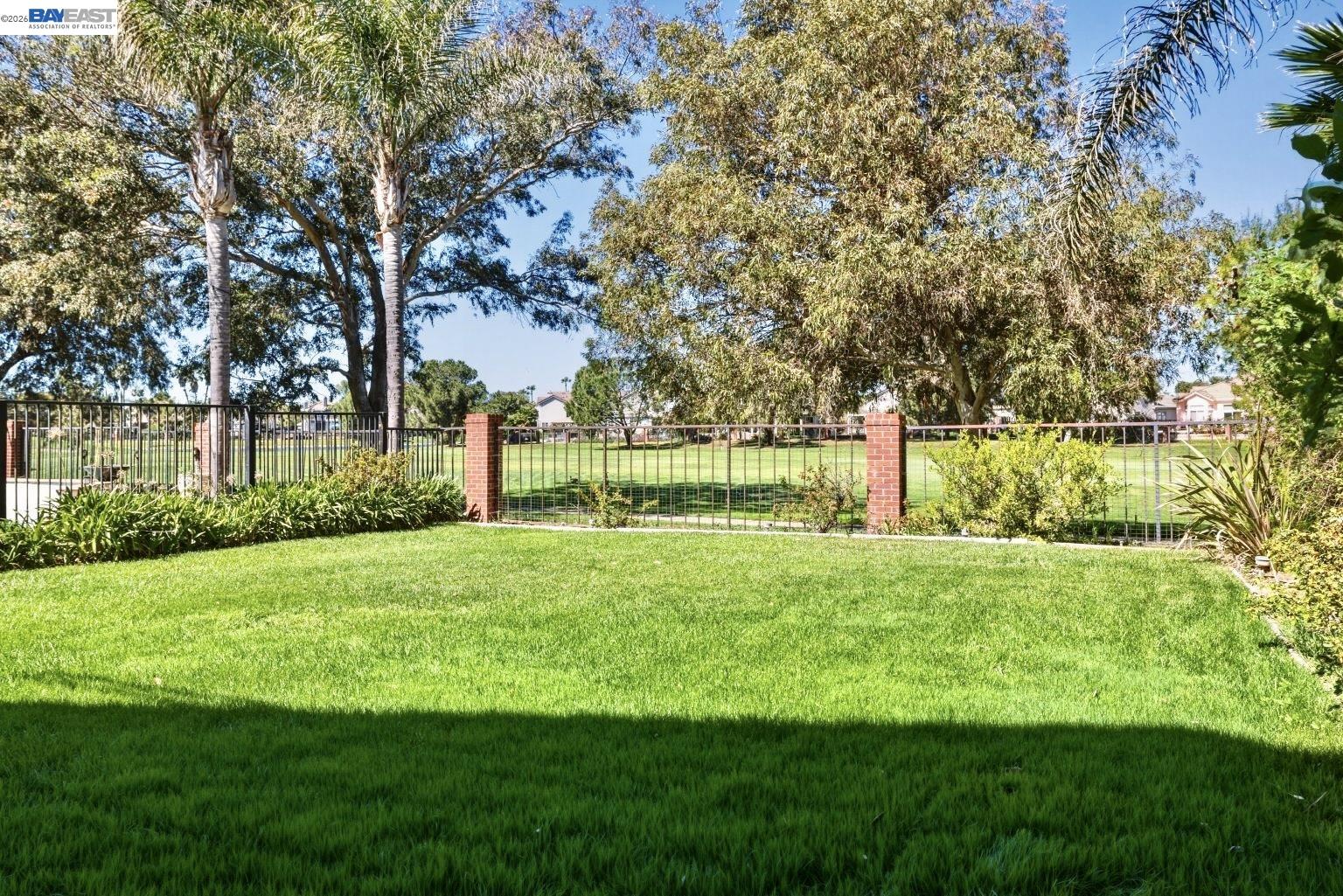 Detail Gallery Image 39 of 47 For 2595 Cherry Hills Dr, Discovery Bay,  CA 94505 - 3 Beds | 2/1 Baths