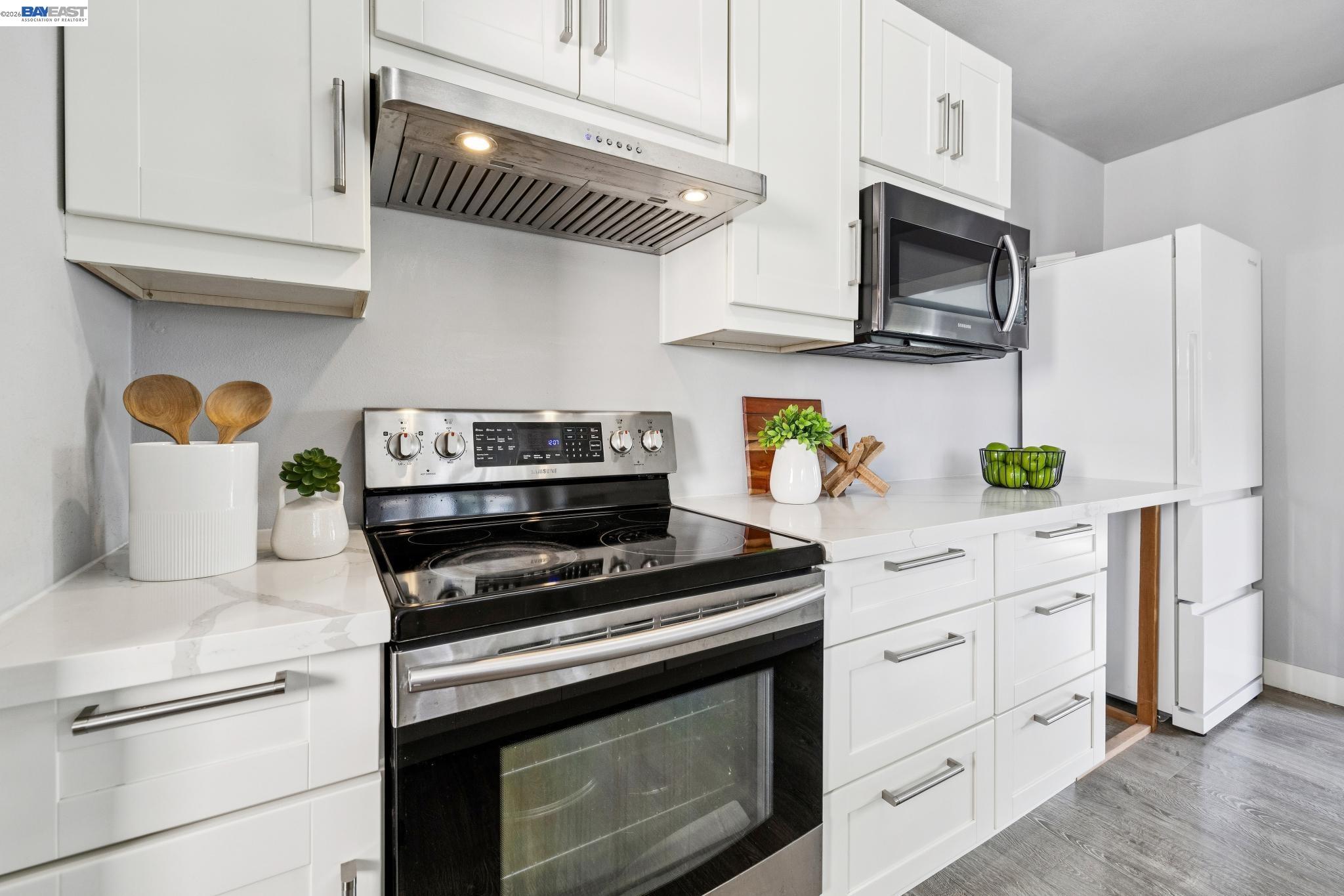 Detail Gallery Image 29 of 44 For 25910 Westview Way, Hayward,  CA 94542 - 2 Beds | 1 Baths