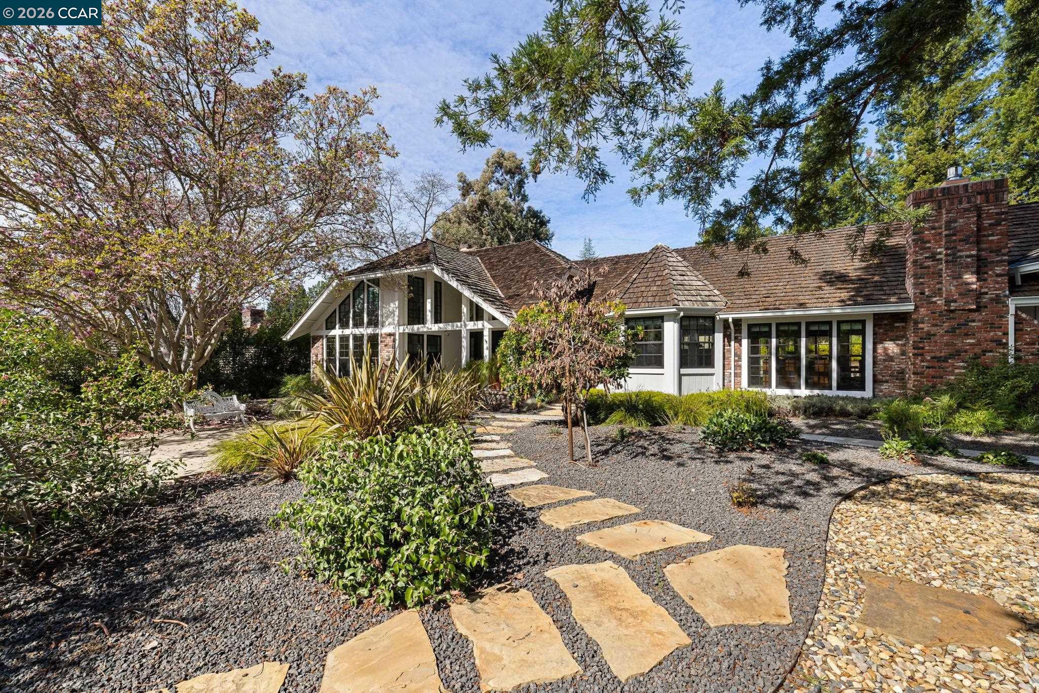 Detail Gallery Image 7 of 60 For 2705 Mossy Oak Dr, Danville,  CA 94506 - 5 Beds | 3/1 Baths