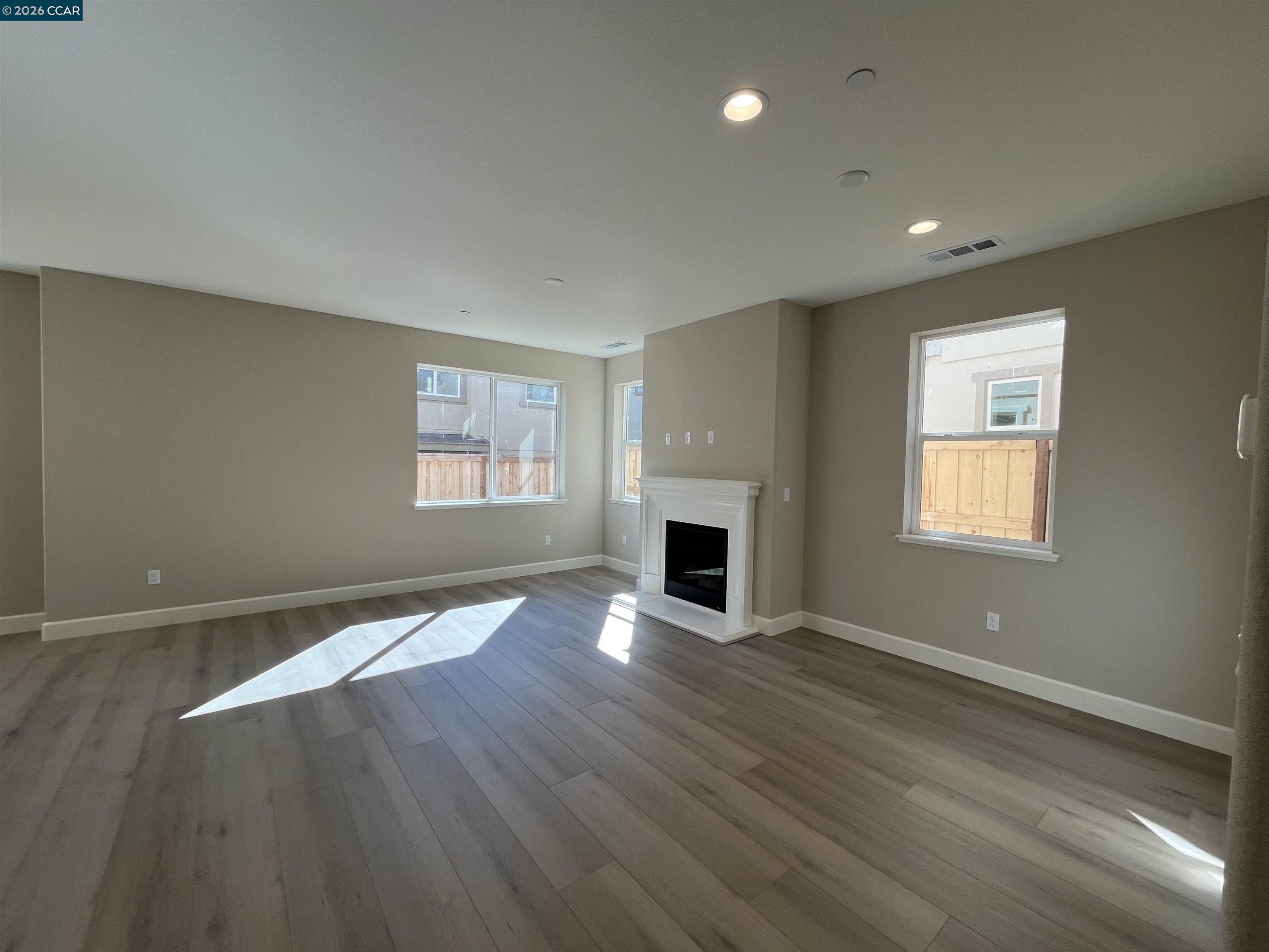 Detail Gallery Image 6 of 6 For 4808 Dolce Court, Fairfield,  CA 94534 - 4 Beds | 3 Baths