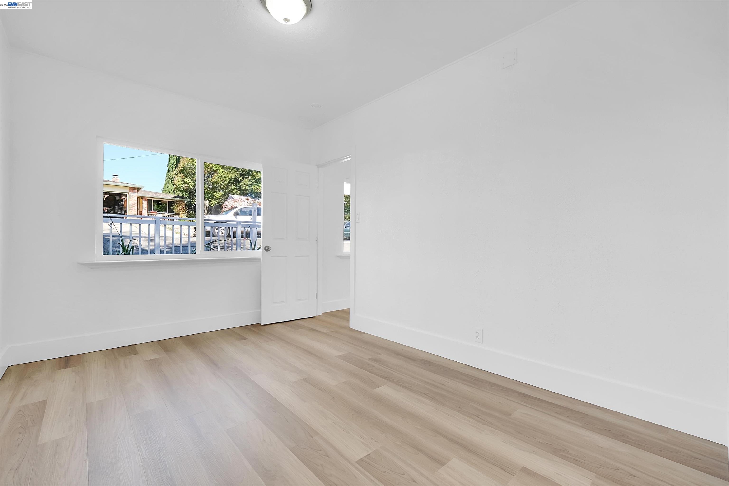 Detail Gallery Image 12 of 28 For 1467 Clay St, Hayward,  CA 94541 - 2 Beds | 1 Baths