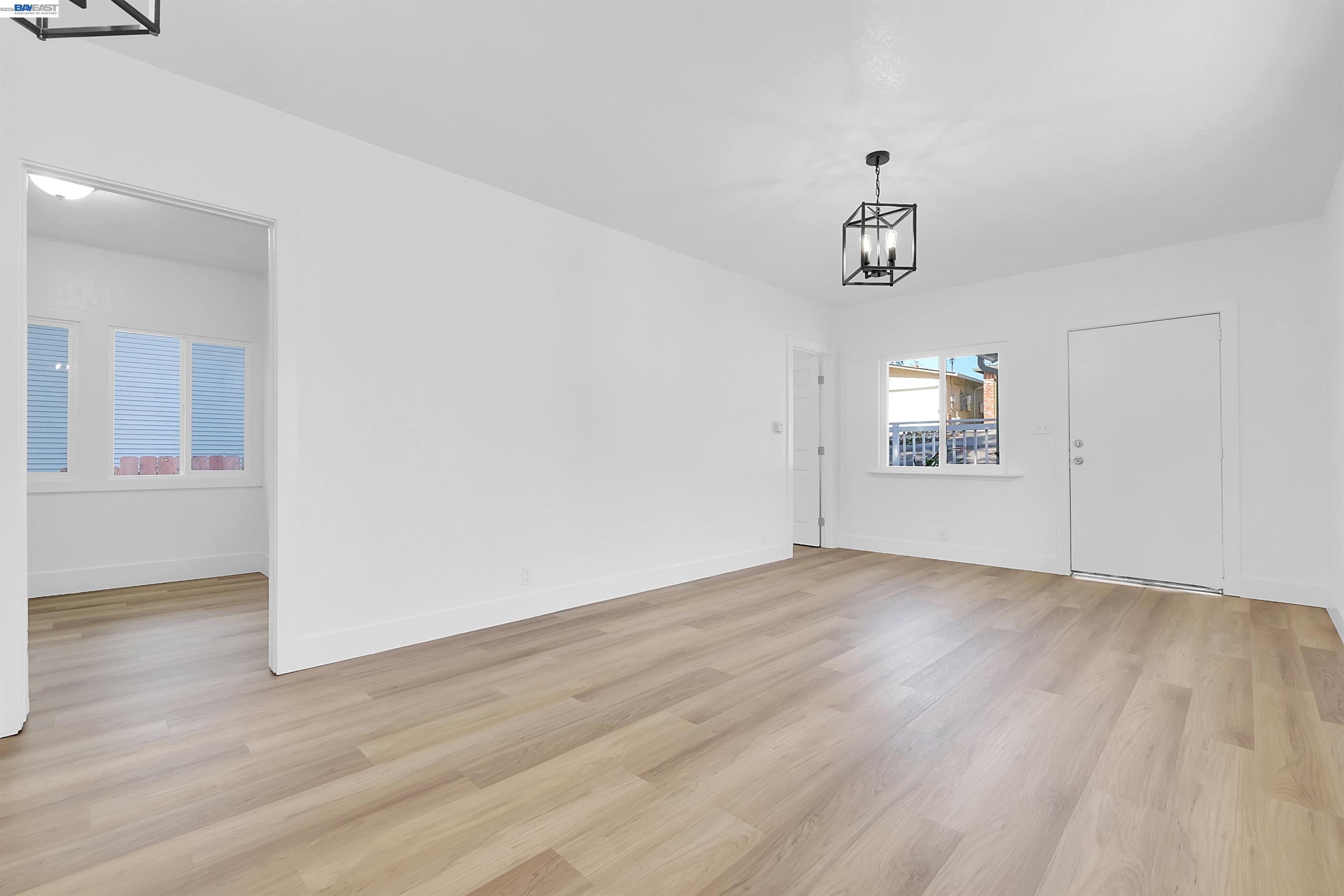 Detail Gallery Image 14 of 28 For 1467 Clay St, Hayward,  CA 94541 - 2 Beds | 1 Baths