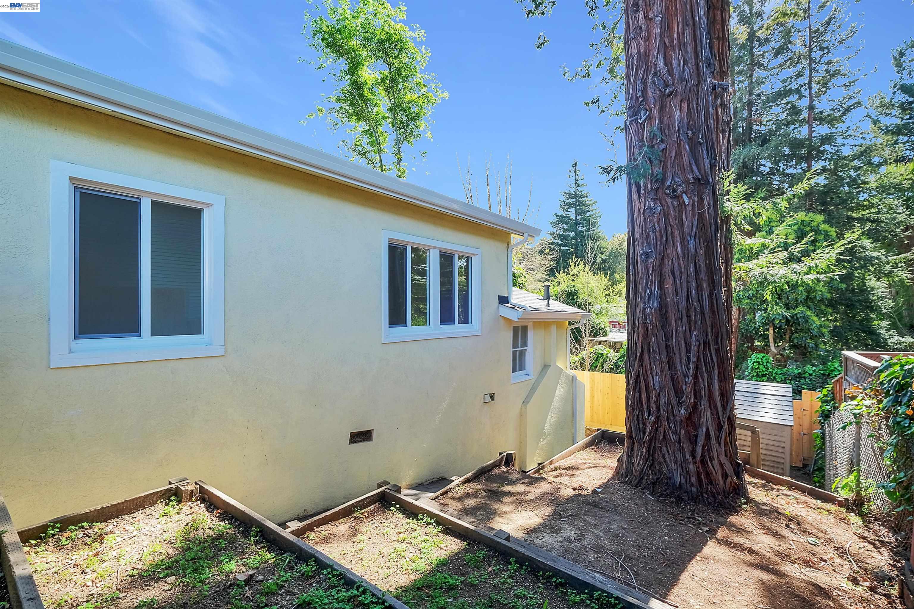 Detail Gallery Image 21 of 28 For 1467 Clay St, Hayward,  CA 94541 - 2 Beds | 1 Baths