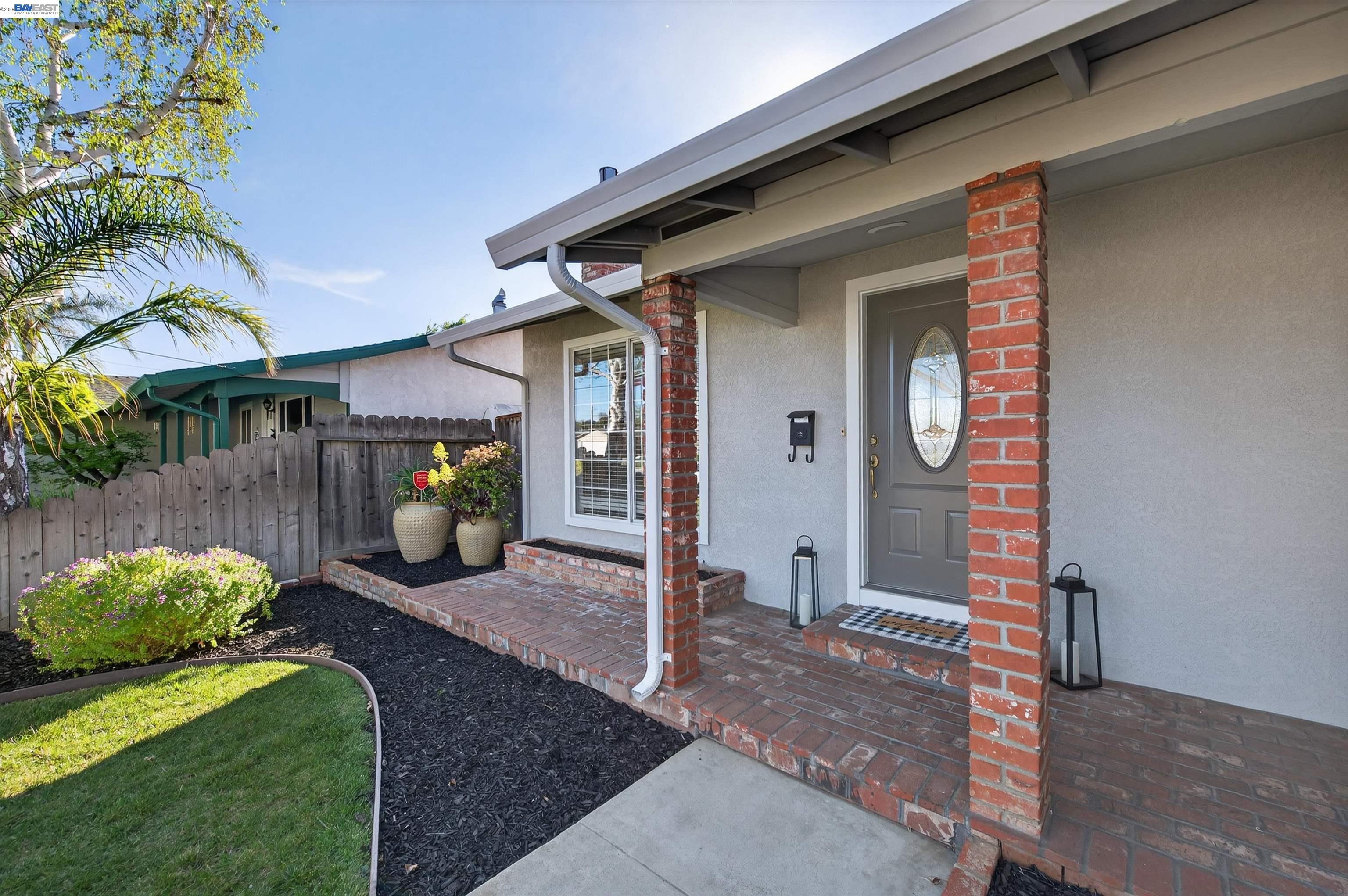 Detail Gallery Image 3 of 30 For 1185 El Dorado Drive, Livermore,  CA 94550 - 5 Beds | 3 Baths