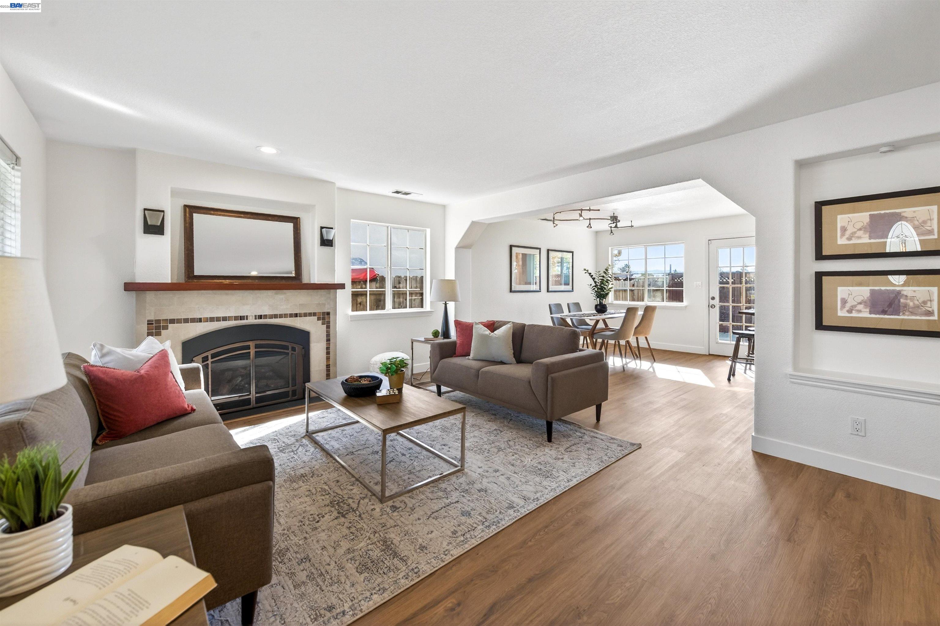 Detail Gallery Image 6 of 30 For 1185 El Dorado Drive, Livermore,  CA 94550 - 5 Beds | 3 Baths