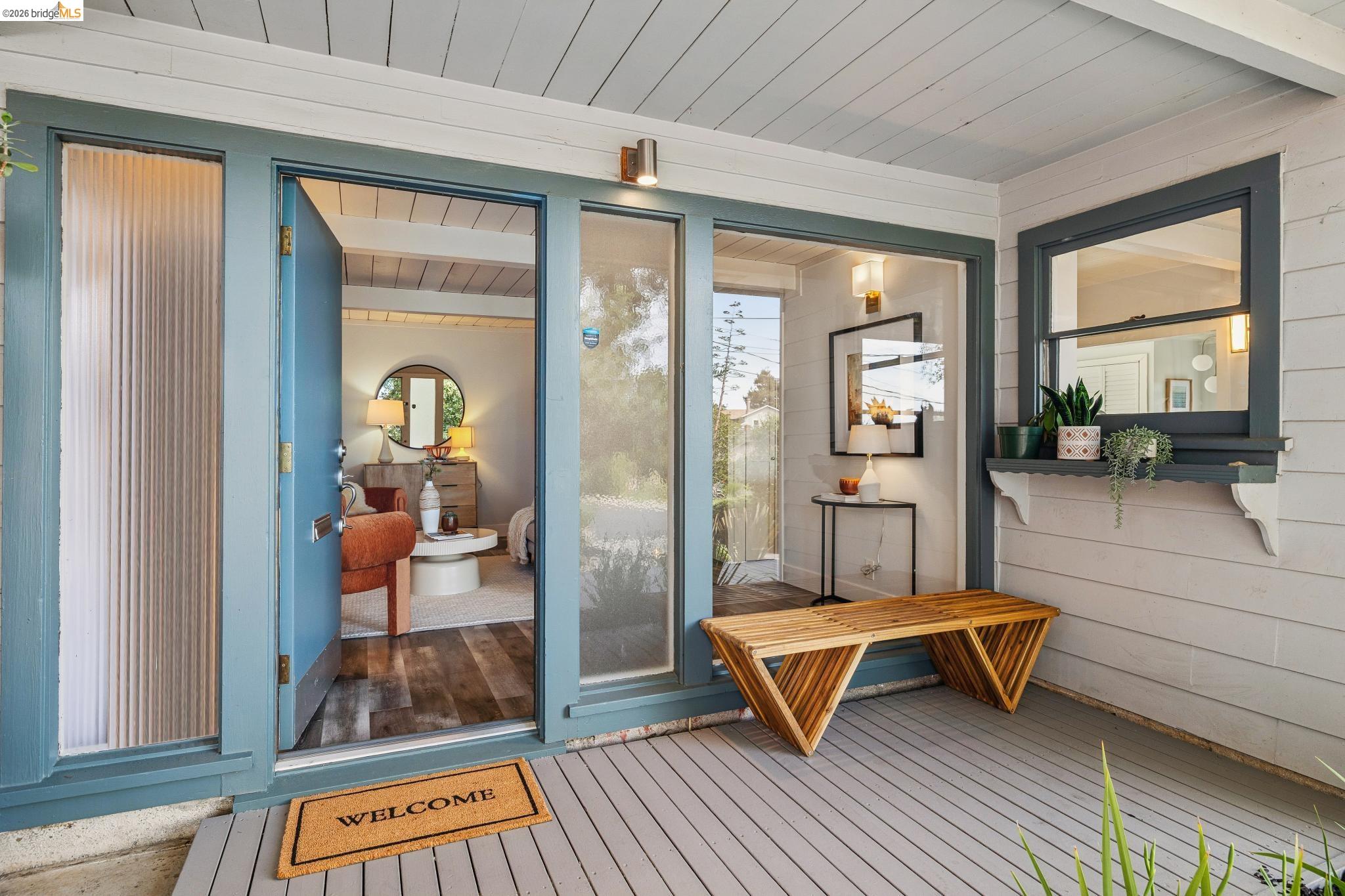 Detail Gallery Image 3 of 25 For 5850 Hazel Ave, Richmond,  CA 94805 - 2 Beds | 1 Baths