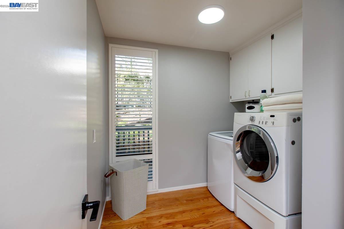 Detail Gallery Image 23 of 60 For 6540 Saroni Dr, Oakland,  CA 94611 - 3 Beds | 3 Baths