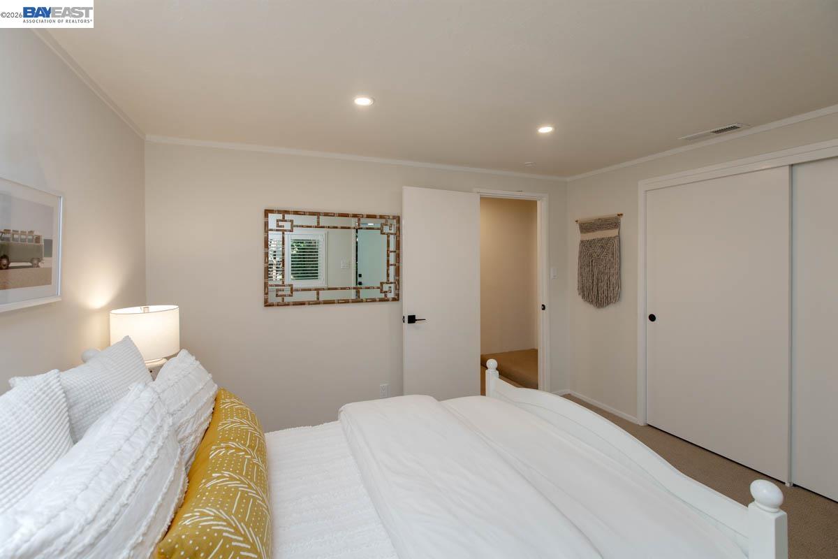 Detail Gallery Image 56 of 60 For 6540 Saroni Dr, Oakland,  CA 94611 - 3 Beds | 3 Baths