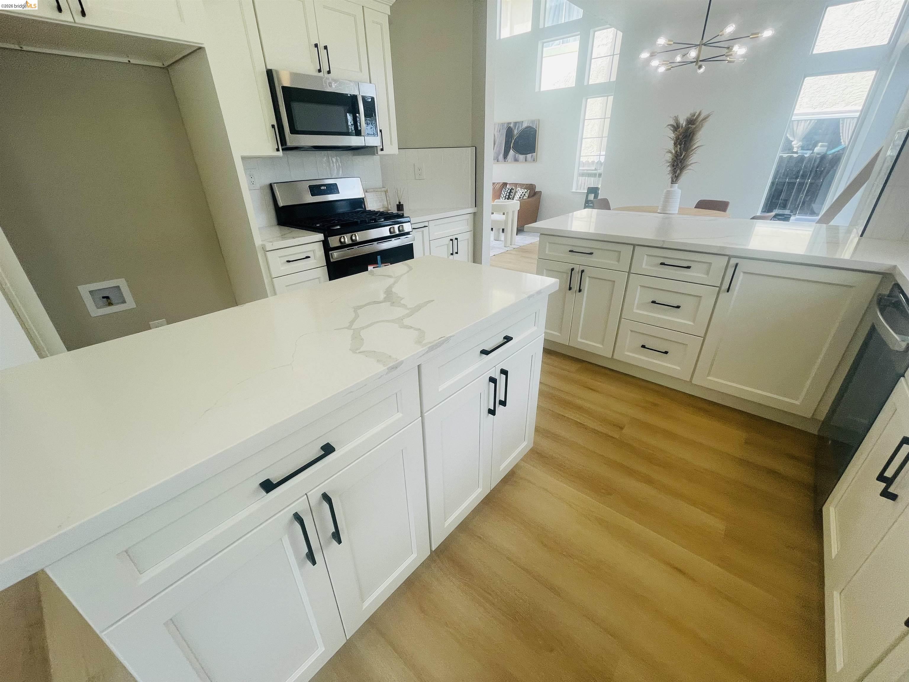 Detail Gallery Image 11 of 36 For 2117 Mark Twain Dr, Antioch,  CA 94531 - 3 Beds | 2/1 Baths