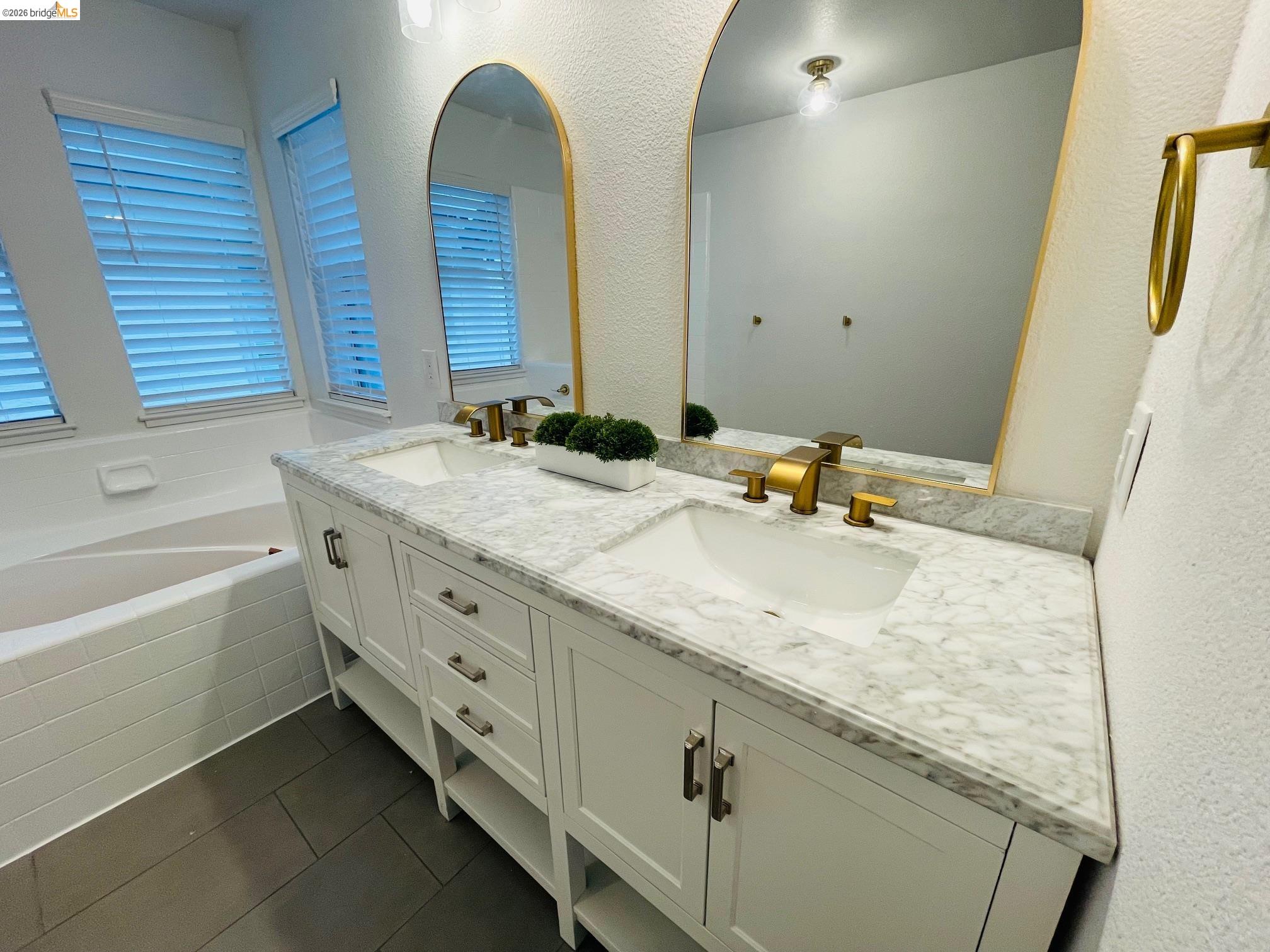 Detail Gallery Image 22 of 36 For 2117 Mark Twain Dr, Antioch,  CA 94531 - 3 Beds | 2/1 Baths