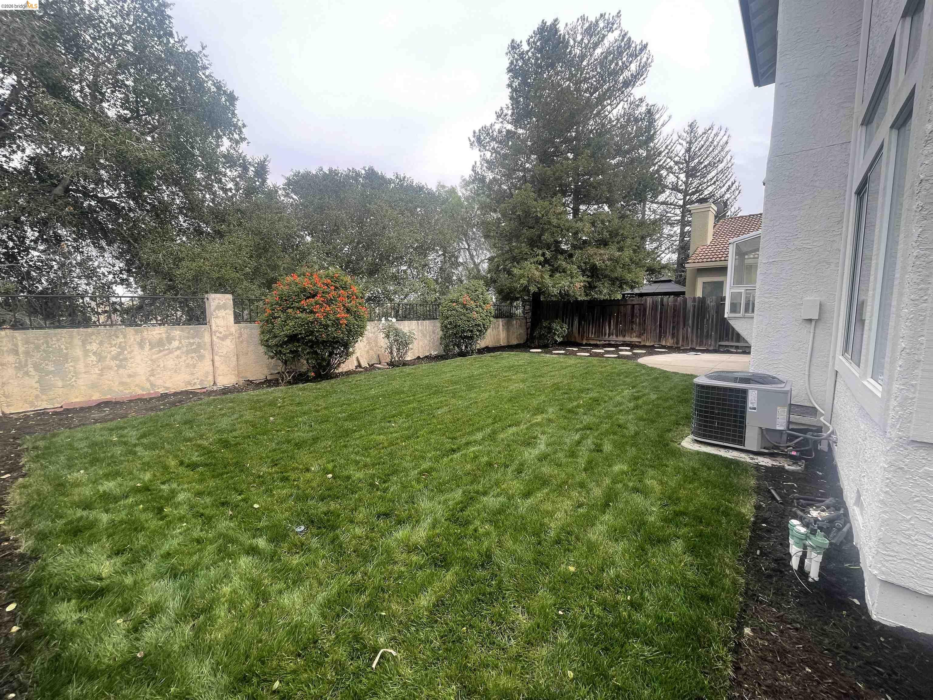 Detail Gallery Image 29 of 36 For 2117 Mark Twain Dr, Antioch,  CA 94531 - 3 Beds | 2/1 Baths