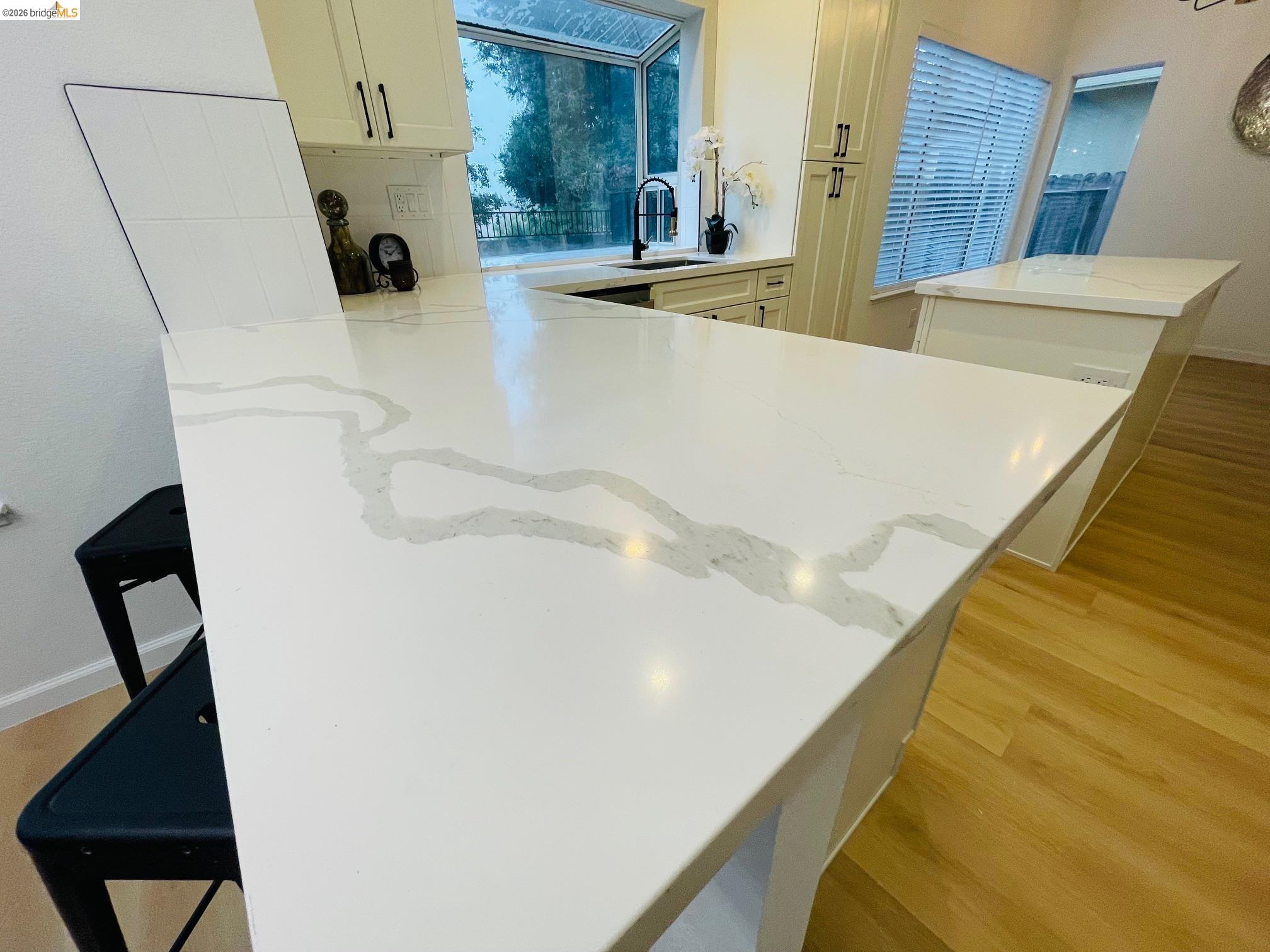 Detail Gallery Image 8 of 36 For 2117 Mark Twain Dr, Antioch,  CA 94531 - 3 Beds | 2/1 Baths